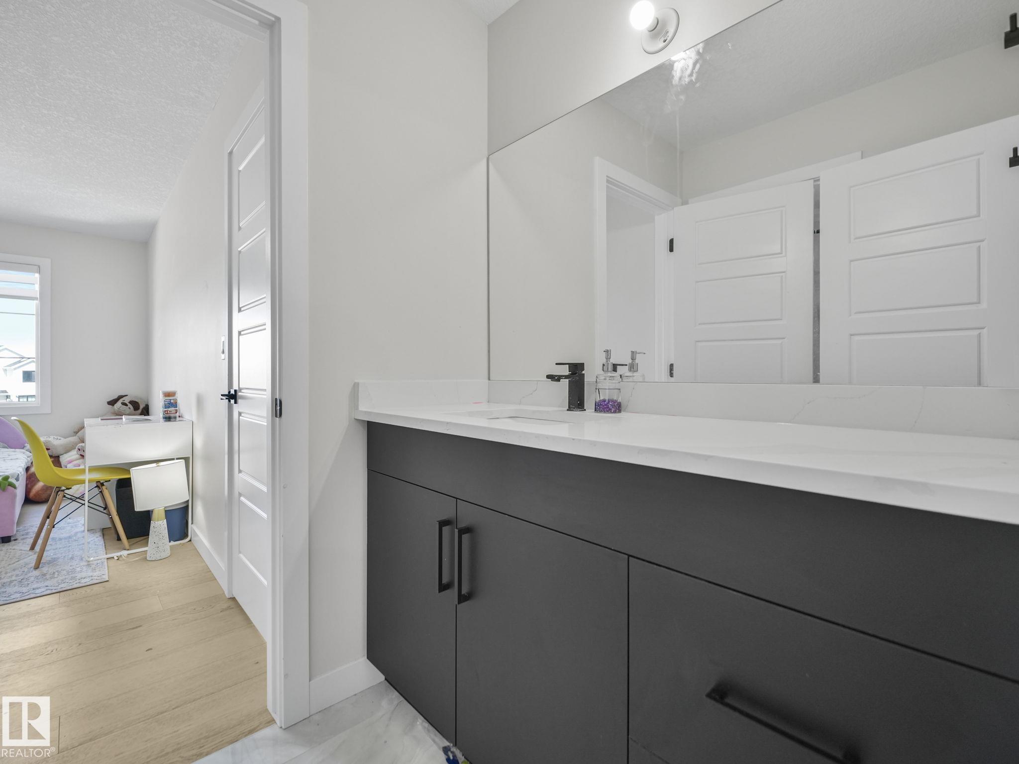 Photo 38 at 18204 90 Street NW, Klarvatten, Edmonton