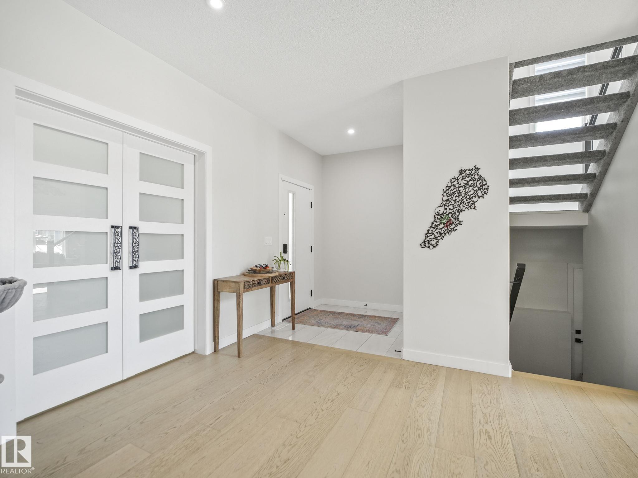 Photo 7 at 18204 90 Street NW, Klarvatten, Edmonton