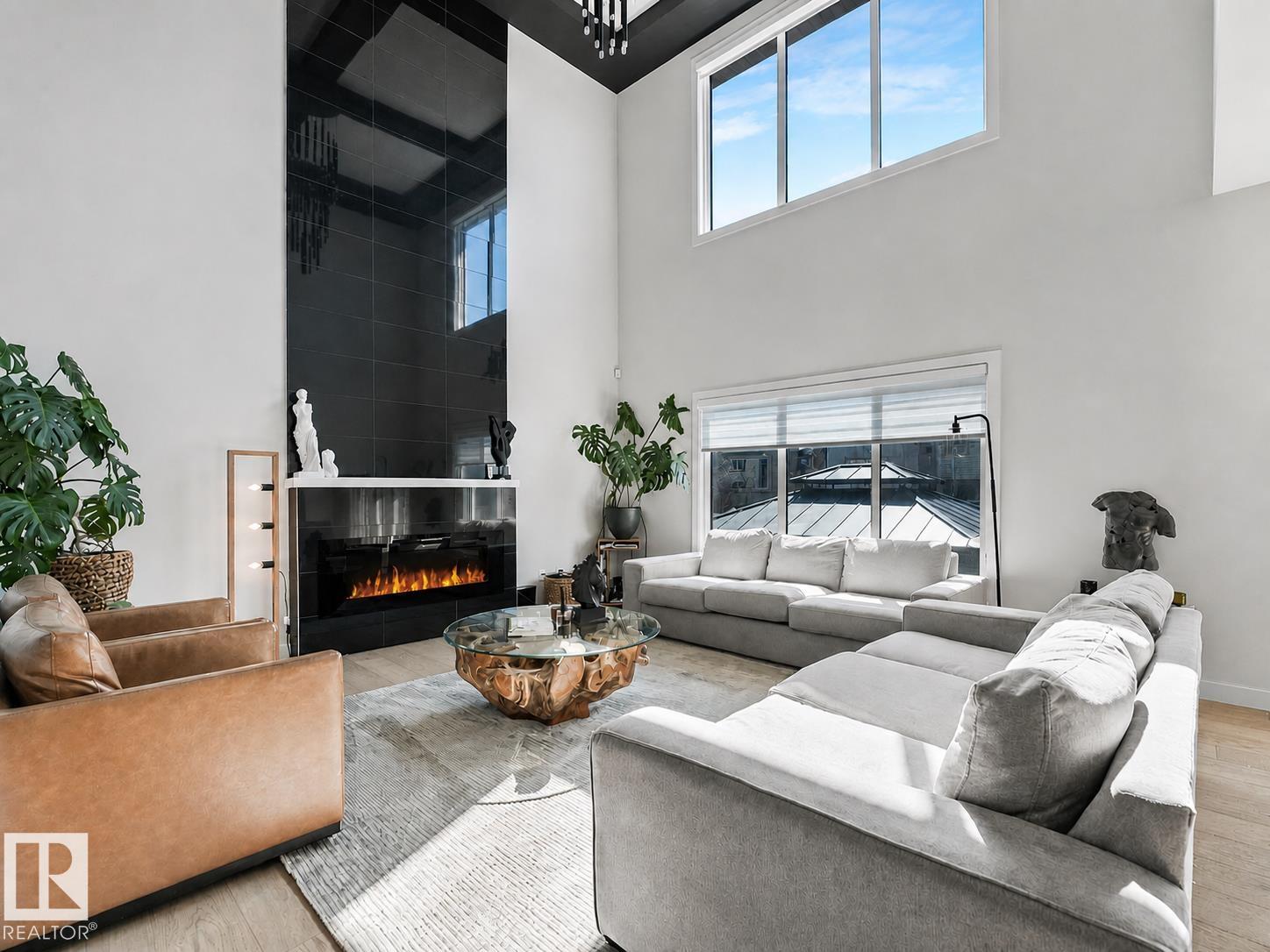 Photo 8 at 18204 90 Street NW, Klarvatten, Edmonton