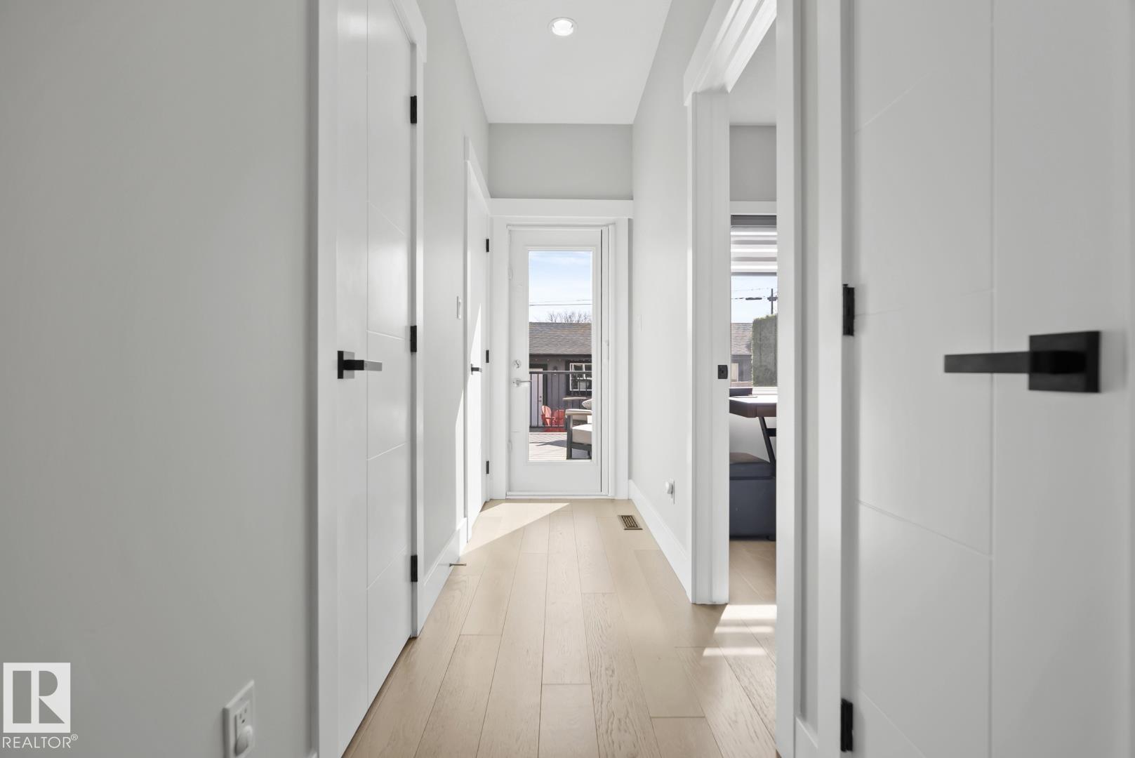 https://zimg.paragon.ice.com/ParagonImages/Property/PM/RAE/225398258/15/0/0/e99a2029fd25617524263ccd51103b7c/1/3ea152a81133b31dd18c8ed48faeb665/225398258-aaeadf33-4170-464a-a5e0-9477a4bc9ab9.JPG