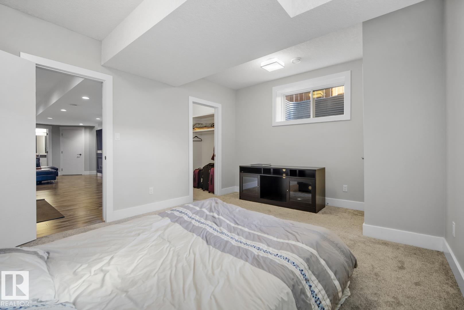 https://zimg.paragon.ice.com/ParagonImages/Property/PM/RAE/225398258/34/0/0/7078cb8e84fc4f1b2e4777860774f1dc/1/3ea152a81133b31dd18c8ed48faeb665/225398258-fe9ac181-881f-409e-bd76-4d36fce2c2cf.JPG