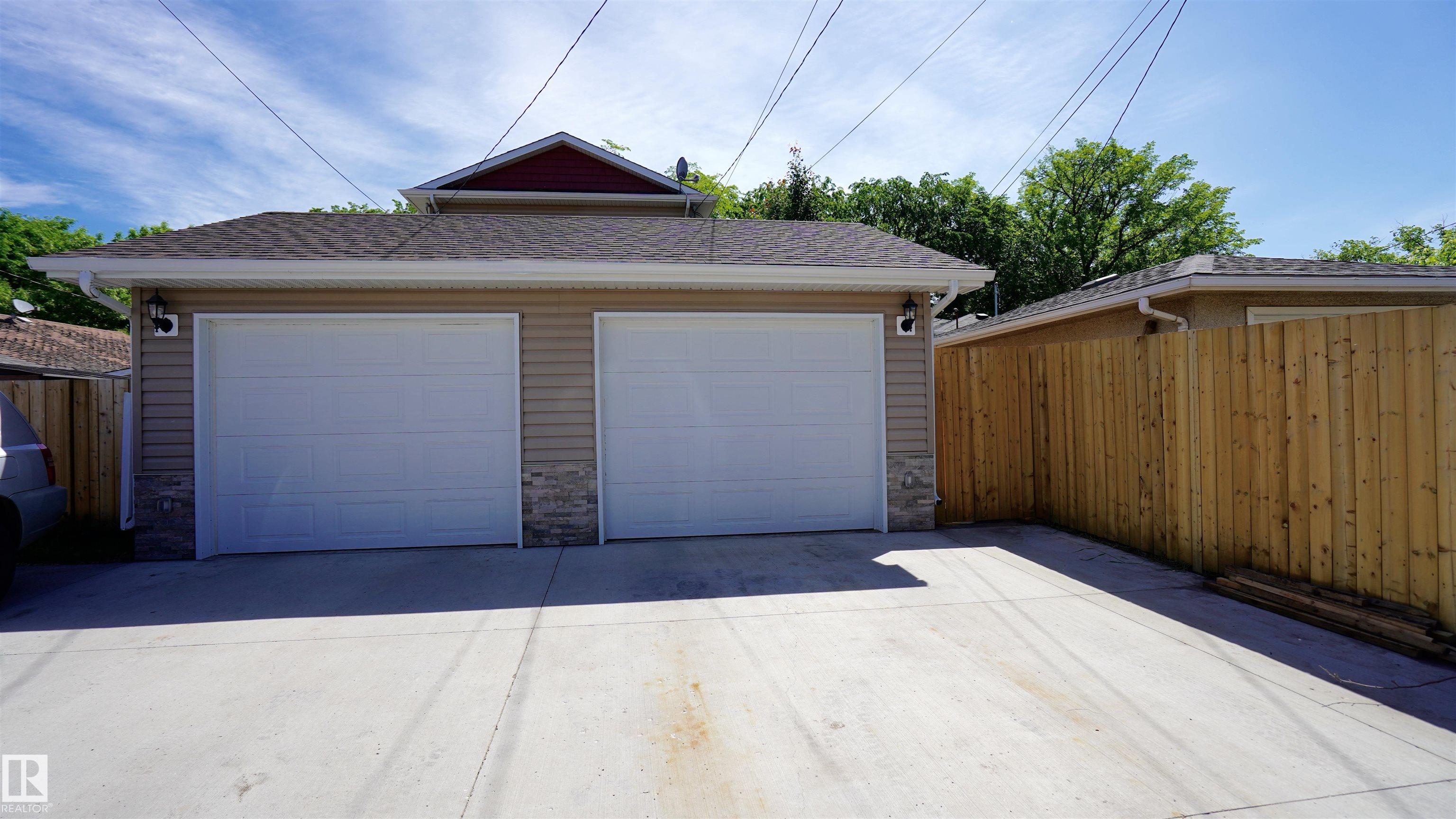 Photo 19 at 12018 65 Street NW, Montrose, Edmonton