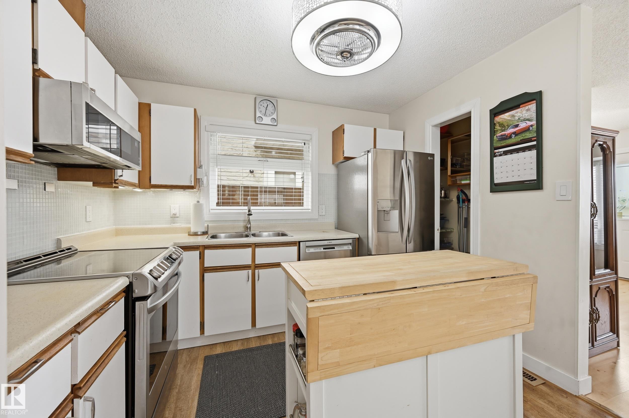 Picture for 8305 157 AV NW