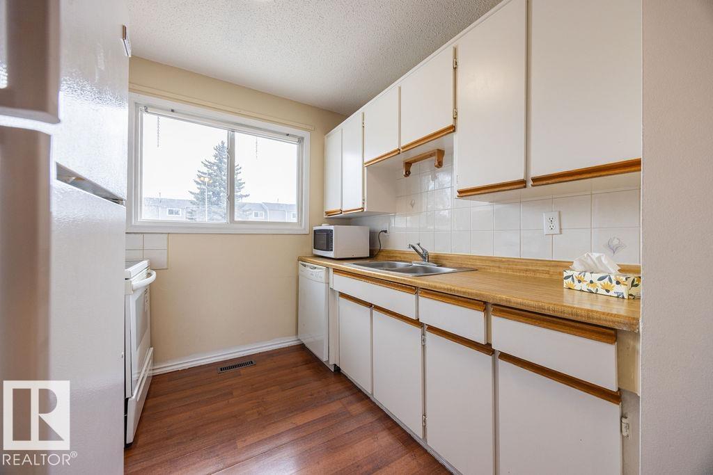 Photo 14 at 321 Northgate Terrace NW, Northmount, Edmonton
