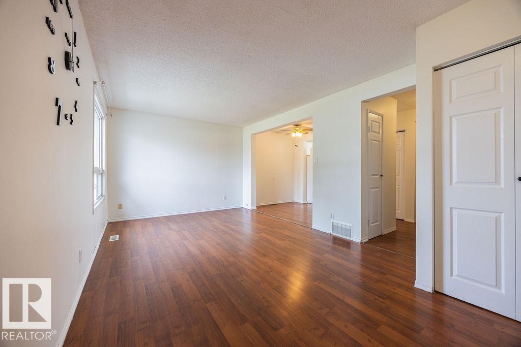 Photo 7 at 321 Northgate Terrace NW, Northmount, Edmonton