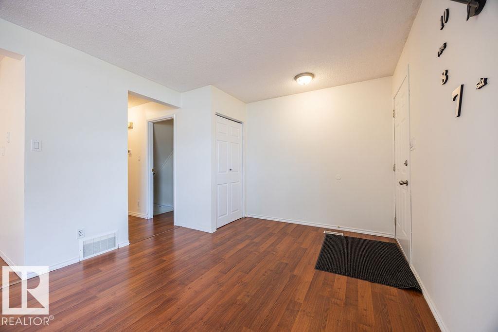 Photo 8 at 321 Northgate Terrace NW, Northmount, Edmonton