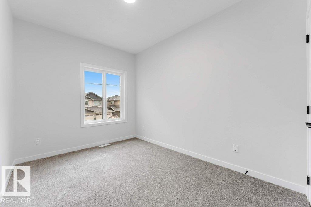 https://zimg.paragon.ice.com/ParagonImages/Property/PM/RAE/225398278/18/0/0/d45c1741d58620426f0fda2a3f5522b0/1/42a83814b7cb8264102b4ba8e4d55a0a/225398278-ad7000b7-7f50-4ddf-8247-2252794a47ed.JPG