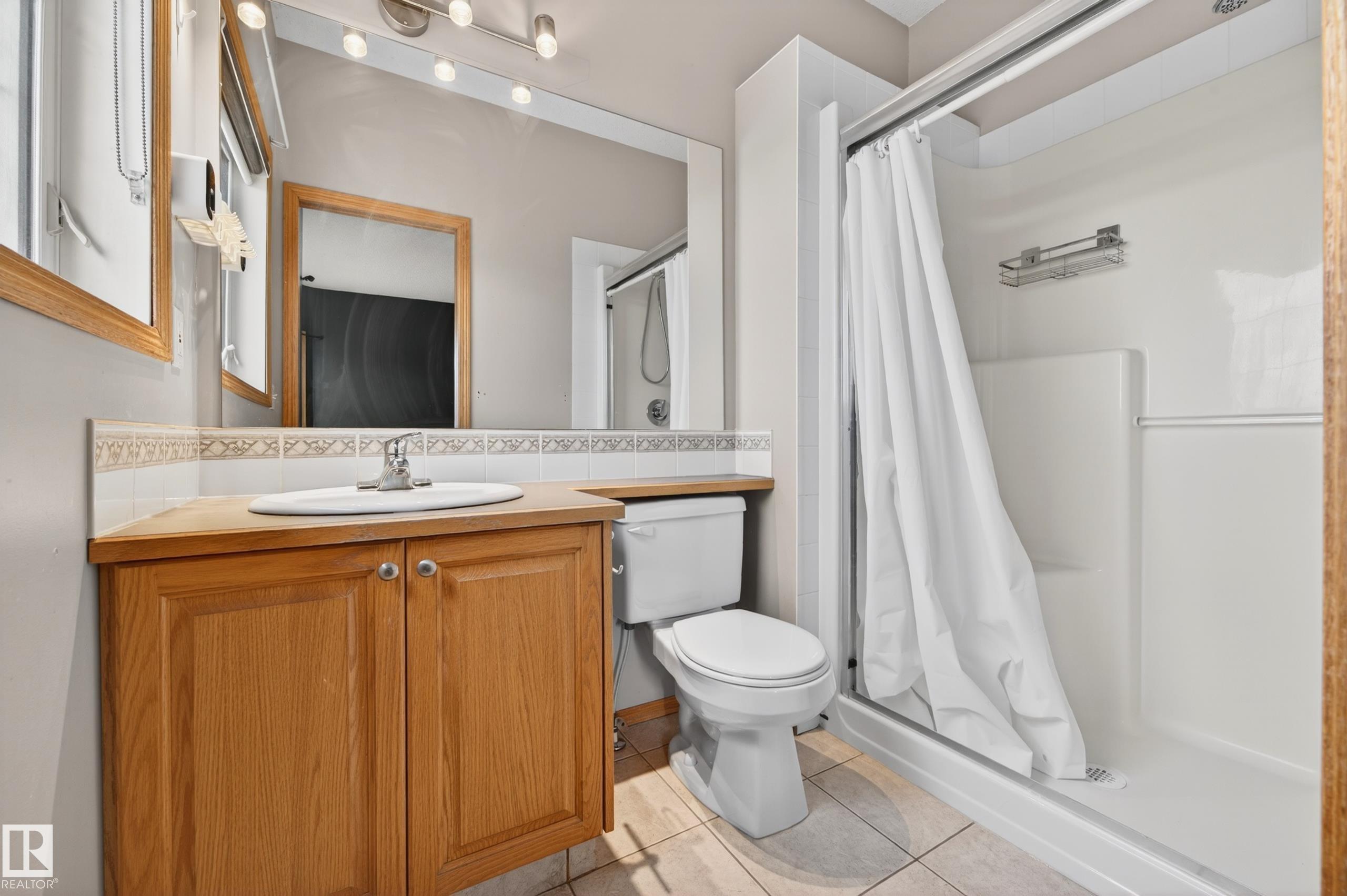 https://zimg.paragon.ice.com/ParagonImages/Property/PM/RAE/225398280/20/0/0/549ef6556d933bc927f931eb5d7cb81b/1/f17671ef1aa5a421a5f80cac9ca26d29/225398280-29d20048-c950-470c-bc9c-66315e2818bd.JPG
