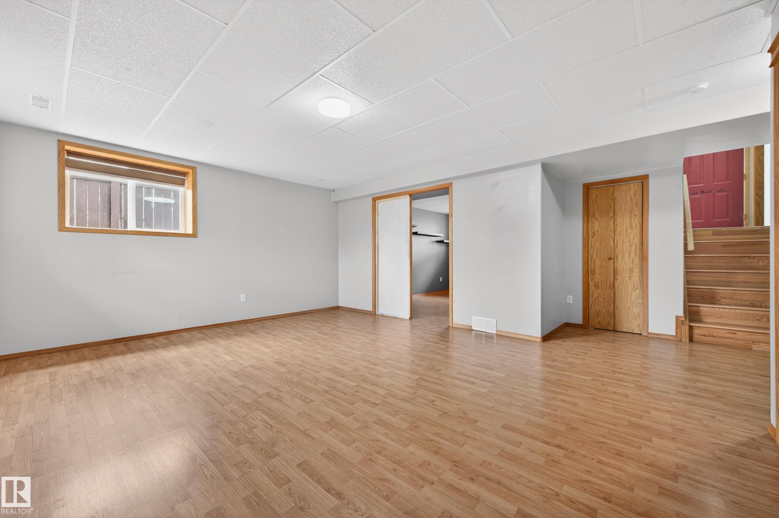 https://zimg.paragon.ice.com/ParagonImages/Property/PM/RAE/225398280/31/0/0/5cadd8ddb6ebc99e9f56e00da8698043/1/f17671ef1aa5a421a5f80cac9ca26d29/225398280-a8fce4c1-be14-415c-ac12-5497d74de5a8.JPG