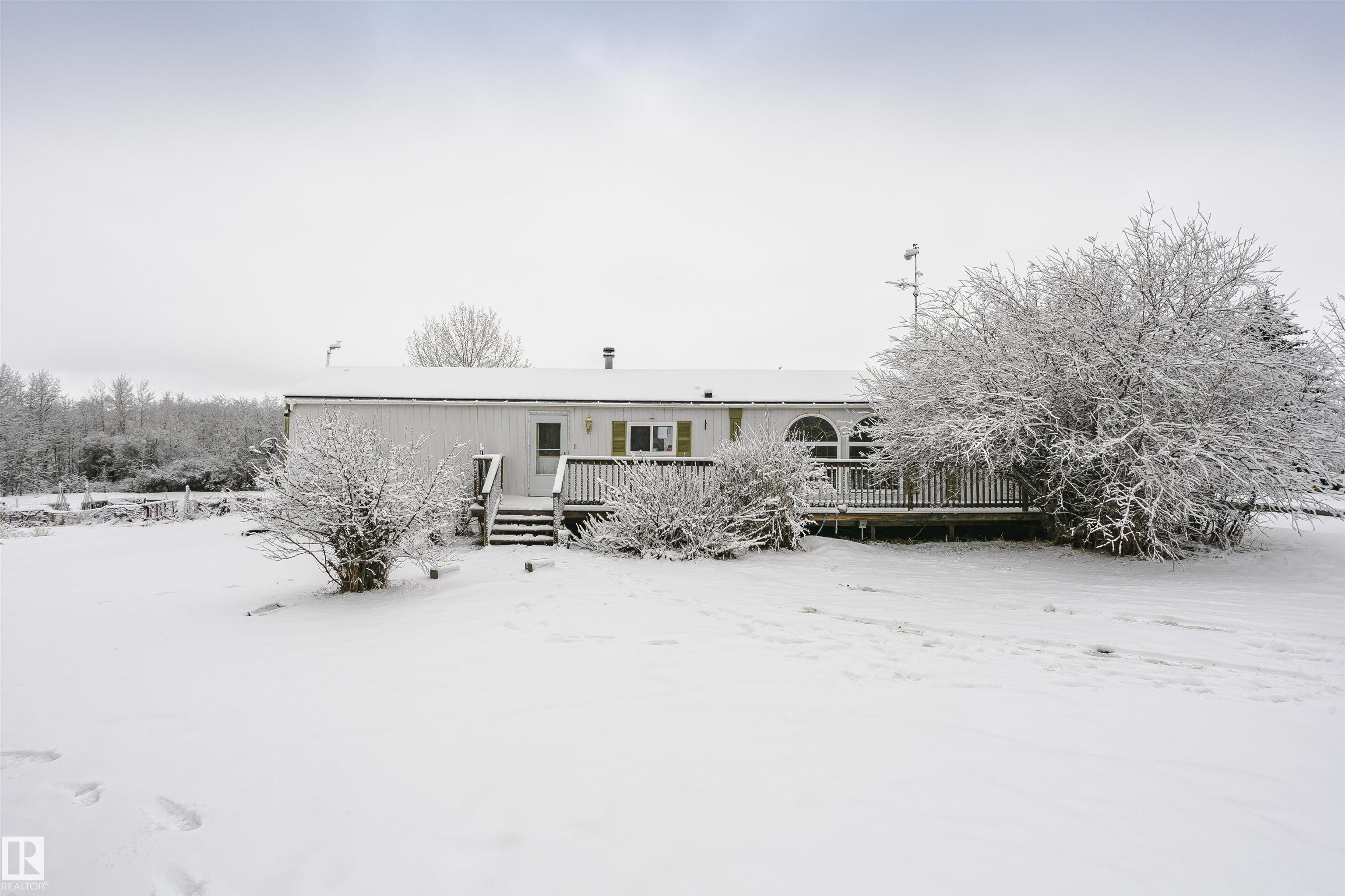 #3 23319 Twp Rd 572, Golden Heights, Rural Sturgeon County