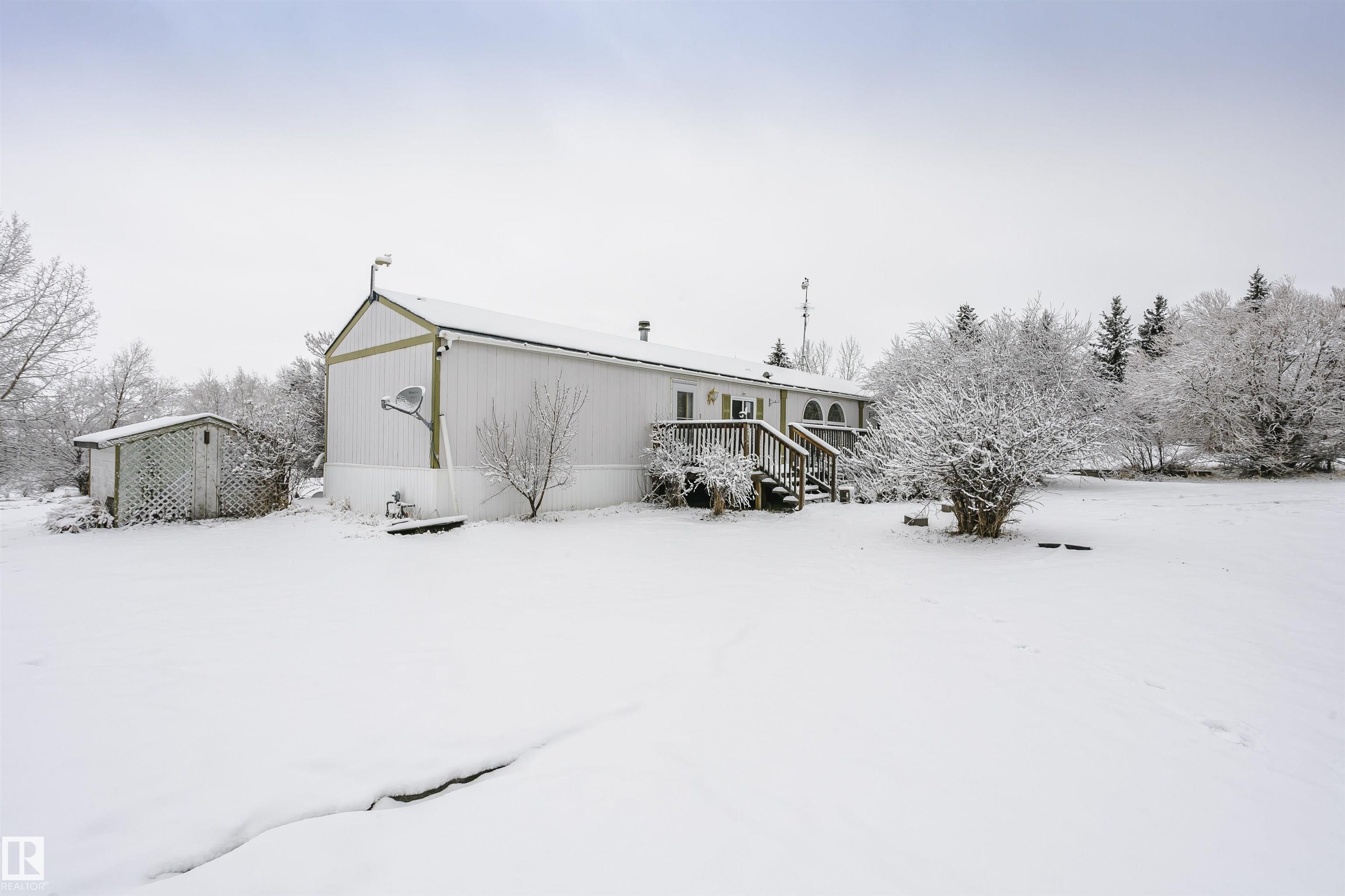 #3 23319 Twp Rd 572, Golden Heights, Rural Sturgeon County