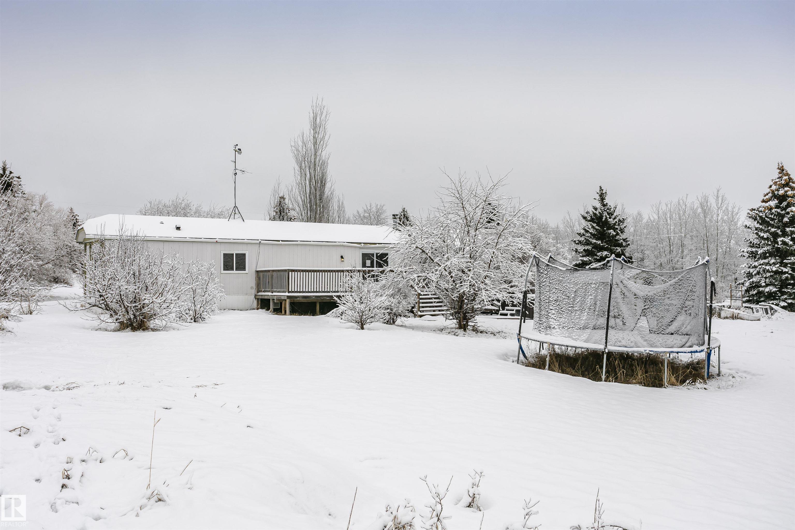 Photo 40 at #3 23319 Twp Rd 572, Golden Heights, Rural Sturgeon County