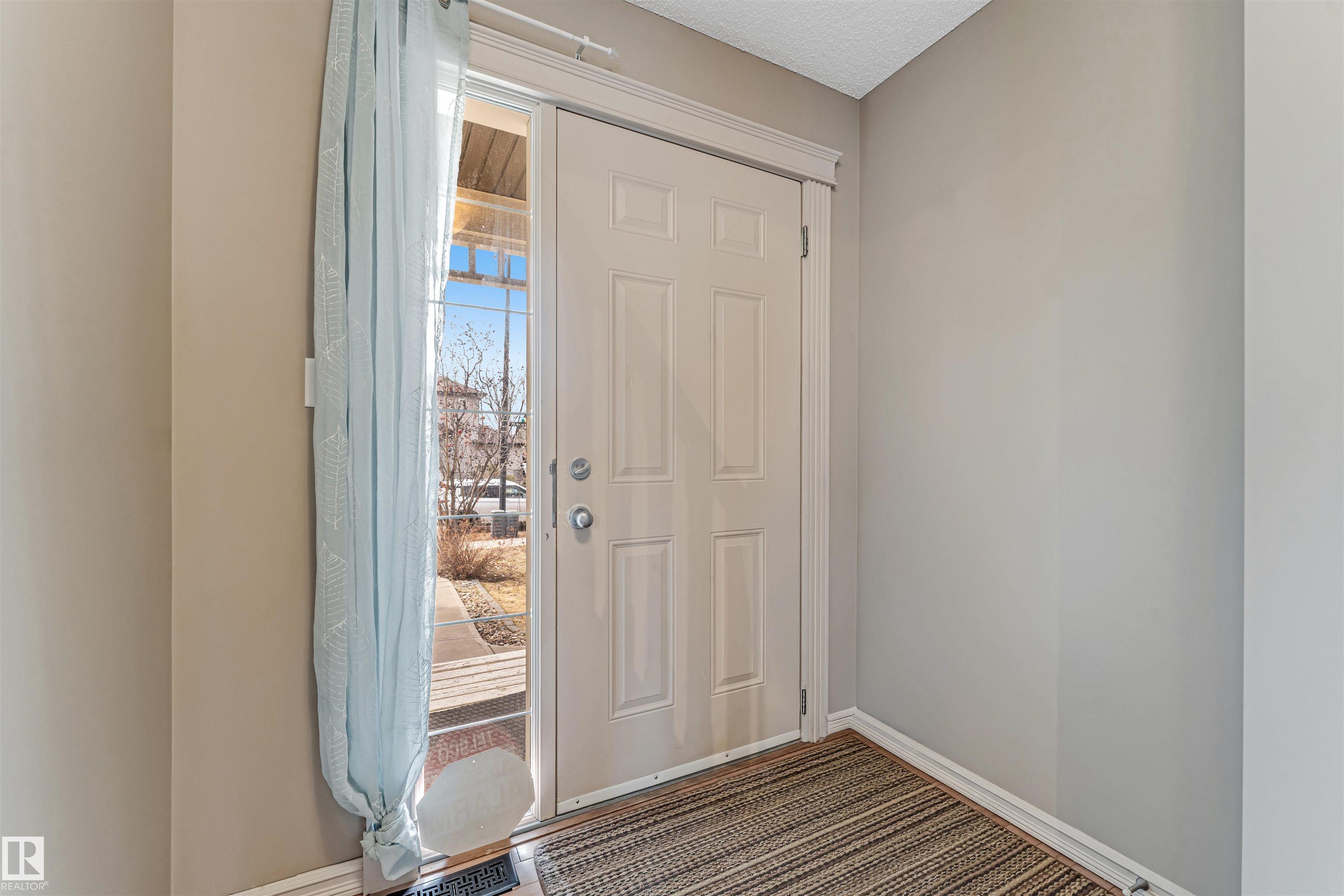 https://zimg.paragon.ice.com/ParagonImages/Property/PM/RAE/225398286/11/0/0/8f90ec5c7580c71460d72ef205d6f3cb/1/db1568b2d502fd55ed3f7aa6c30273a9/225398286-129056e8-cb54-4df2-b3b7-f25e24e8296e.JPG