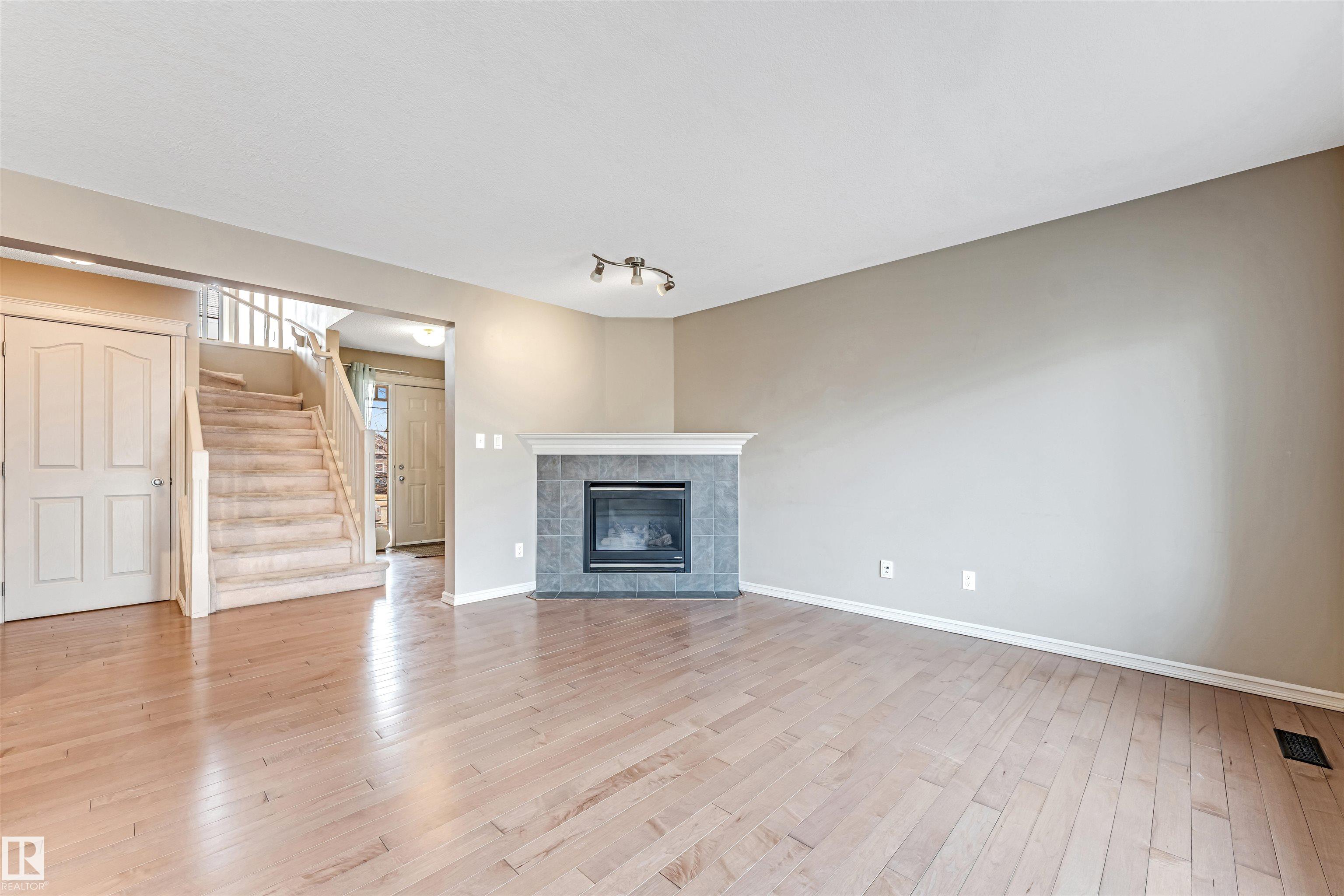 https://zimg.paragon.ice.com/ParagonImages/Property/PM/RAE/225398286/17/0/0/aa455e8fd6637a212dc3d92b86812f9f/1/db1568b2d502fd55ed3f7aa6c30273a9/225398286-03504ec8-9b09-45f0-90ac-404f5d954ce0.JPG