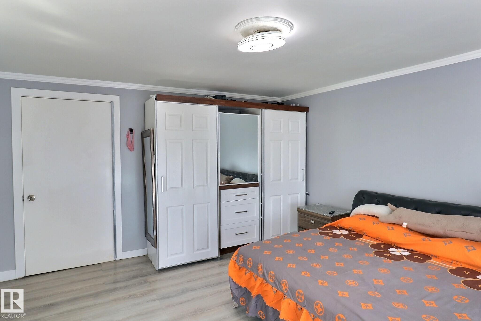https://zimg.paragon.ice.com/ParagonImages/Property/PM/RAE/225398290/9/0/0/046c5a5538502ef0c6e4c04207e25636/1/24c37a4c105bb6ee3c79480aa369db7e/225398290-e1e280bd-52c6-4132-910d-19d7f631778a.JPG