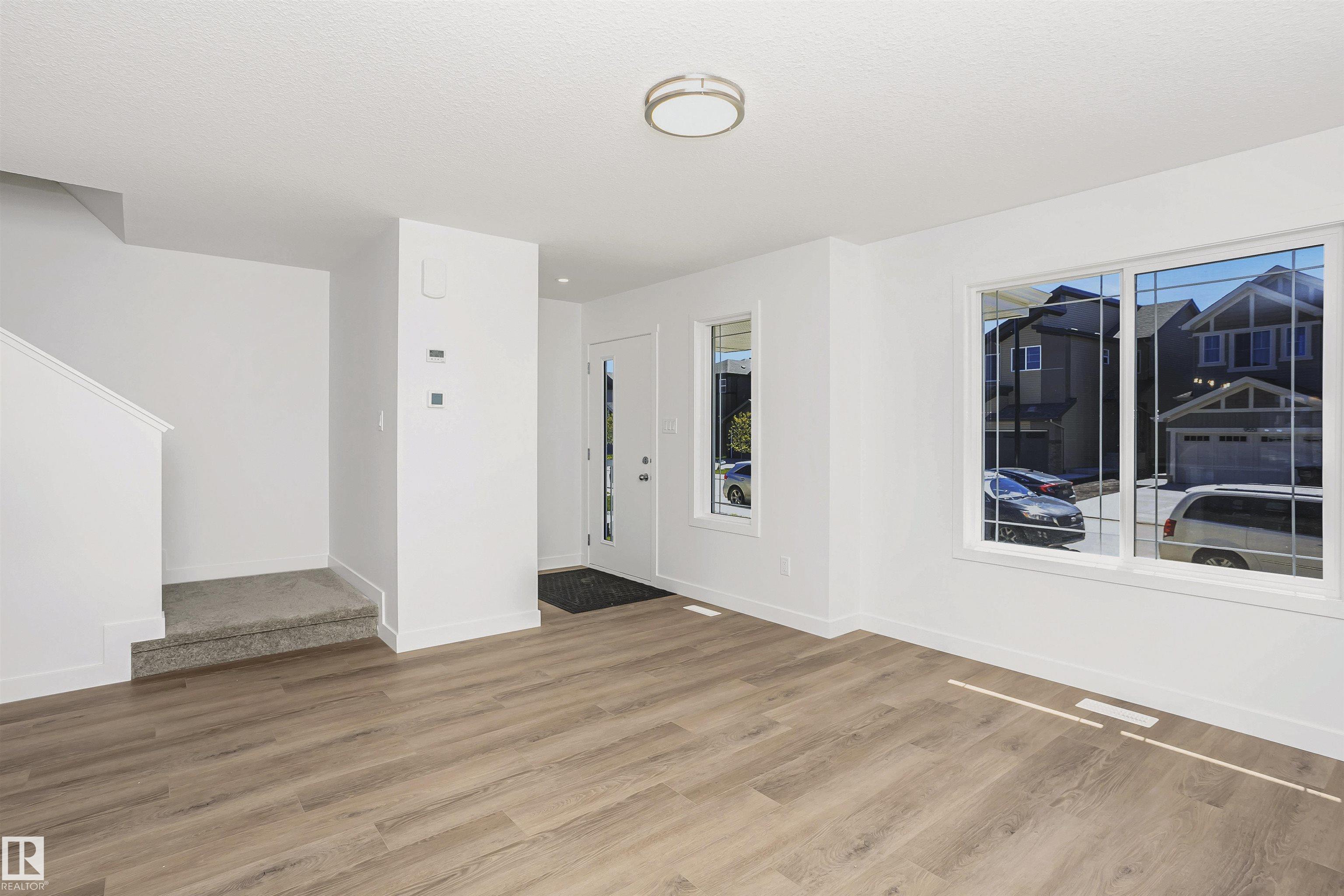 Photo 4 at 9552 Carson Bend SW, Chappelle Area, Edmonton