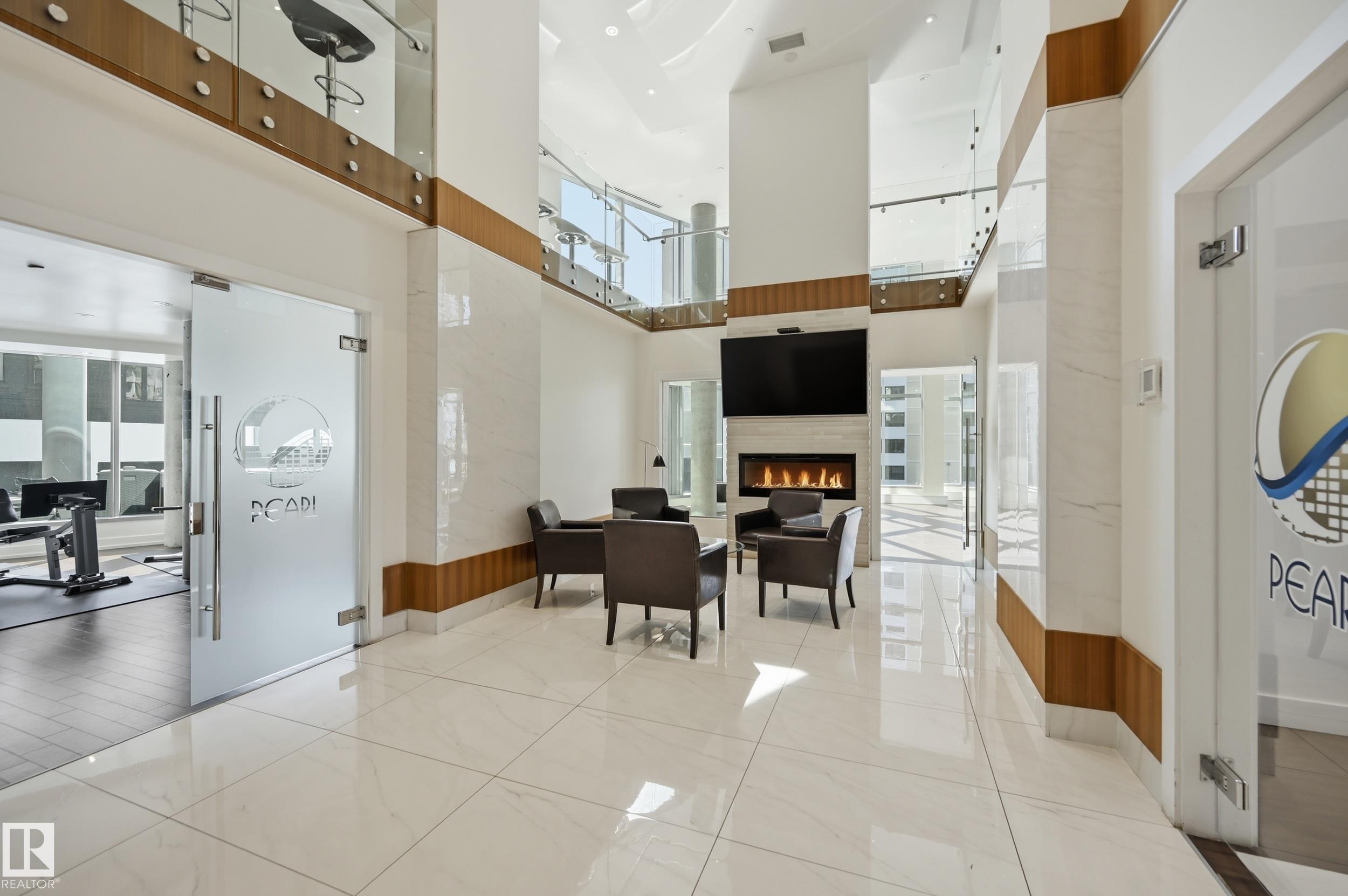 https://zimg.paragon.ice.com/ParagonImages/Property/PM/RAE/225398293/40/0/0/b1bd4504d365824c88e329fb28b8d11f/1/b3e7466c68d8b3f30fe5075129a4feaf/225398293-8a58f9bb-0b9c-4cc3-8917-f540118033c0.JPG