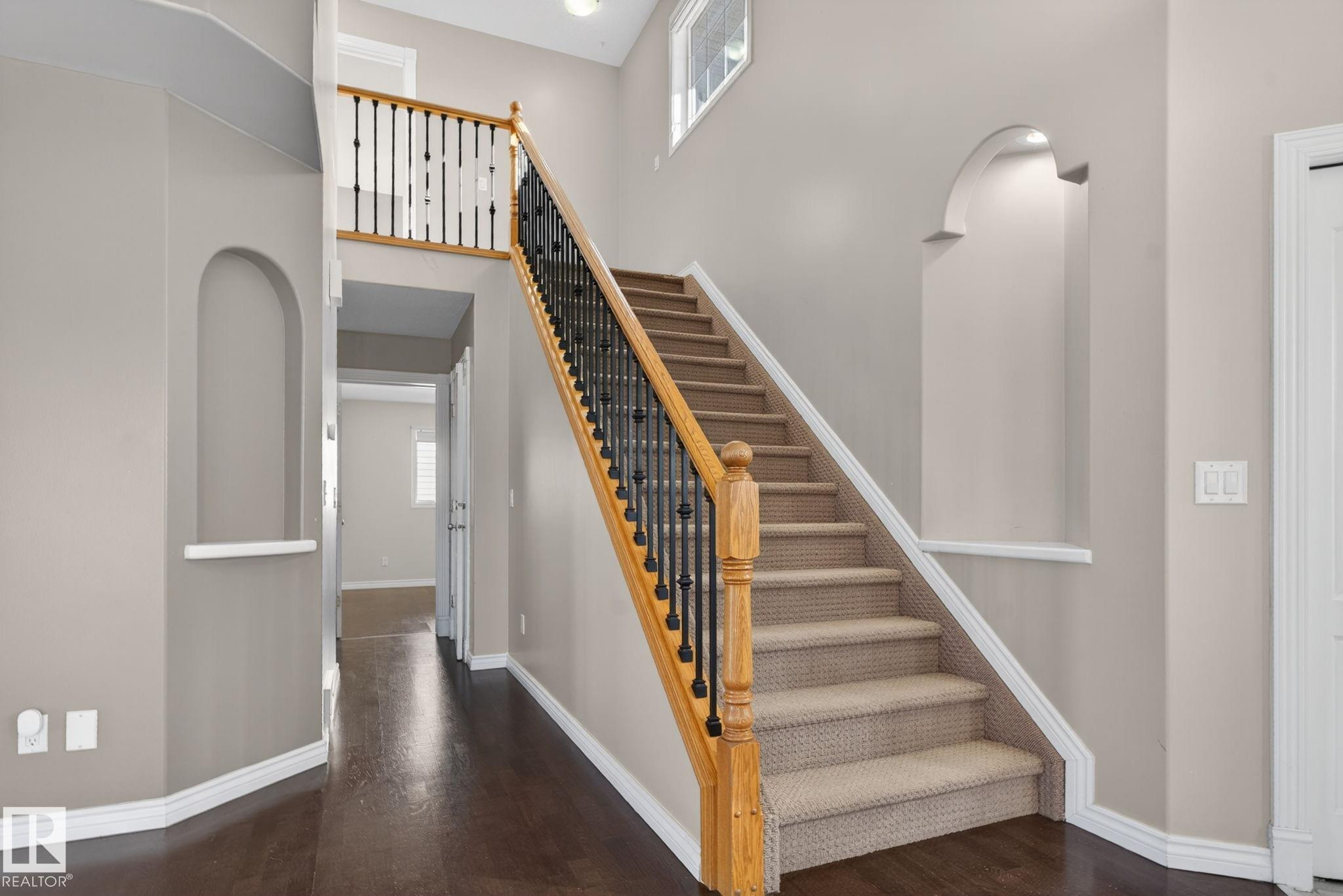 https://zimg.paragon.ice.com/ParagonImages/Property/PM/RAE/225398294/25/0/0/874f44ac8d3d16d883eb1ba0ccfb7a08/1/f36d99b2f10a77b2c1966e5f8195df48/225398294-591eda99-2ac6-4d09-bbf3-e53bf163362a.JPG