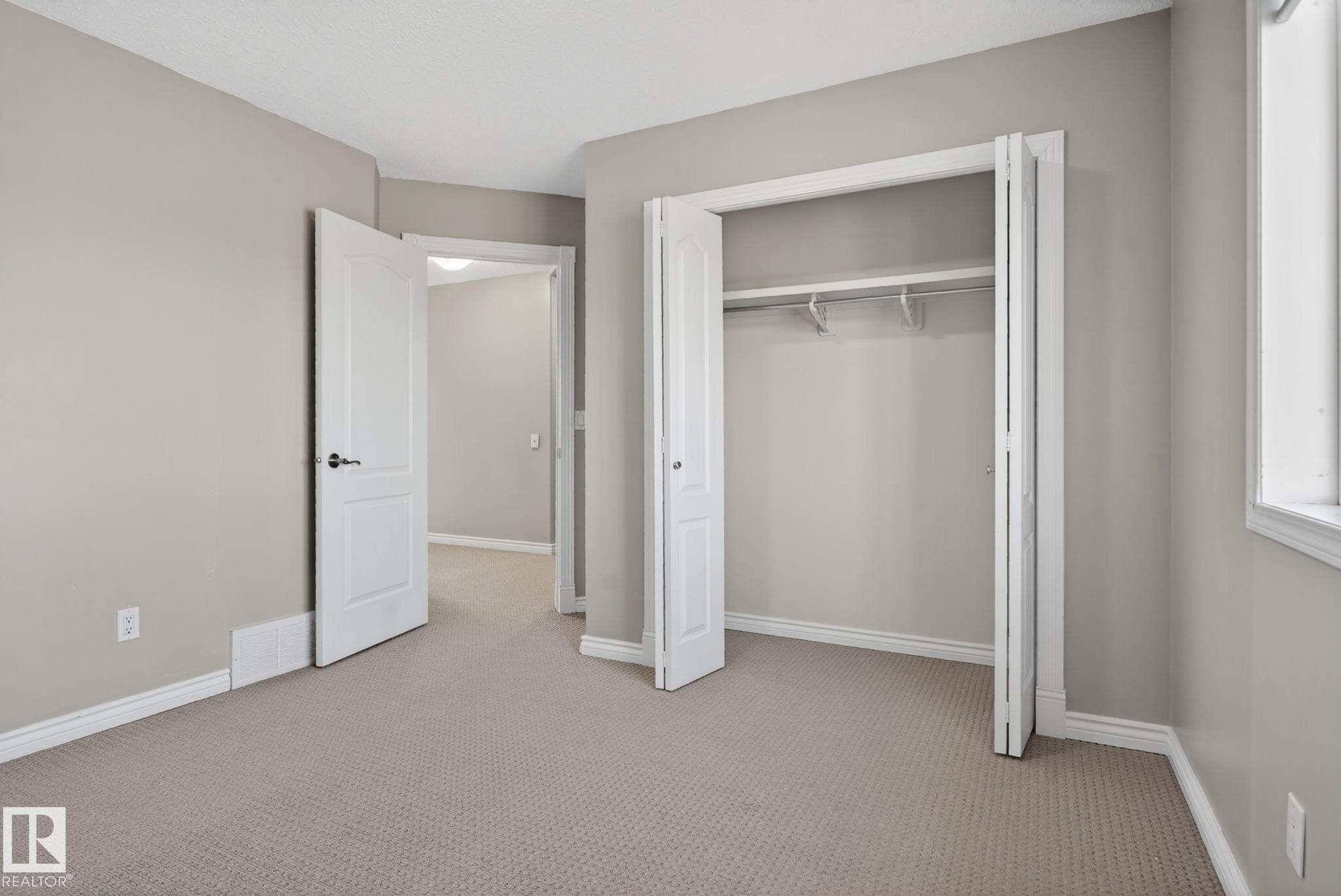 https://zimg.paragon.ice.com/ParagonImages/Property/PM/RAE/225398294/33/0/0/0f4c8b6a3d889e15f070590e55cd429f/1/f36d99b2f10a77b2c1966e5f8195df48/225398294-ace3daa8-c0e4-4848-b300-578b4de0b450.JPG