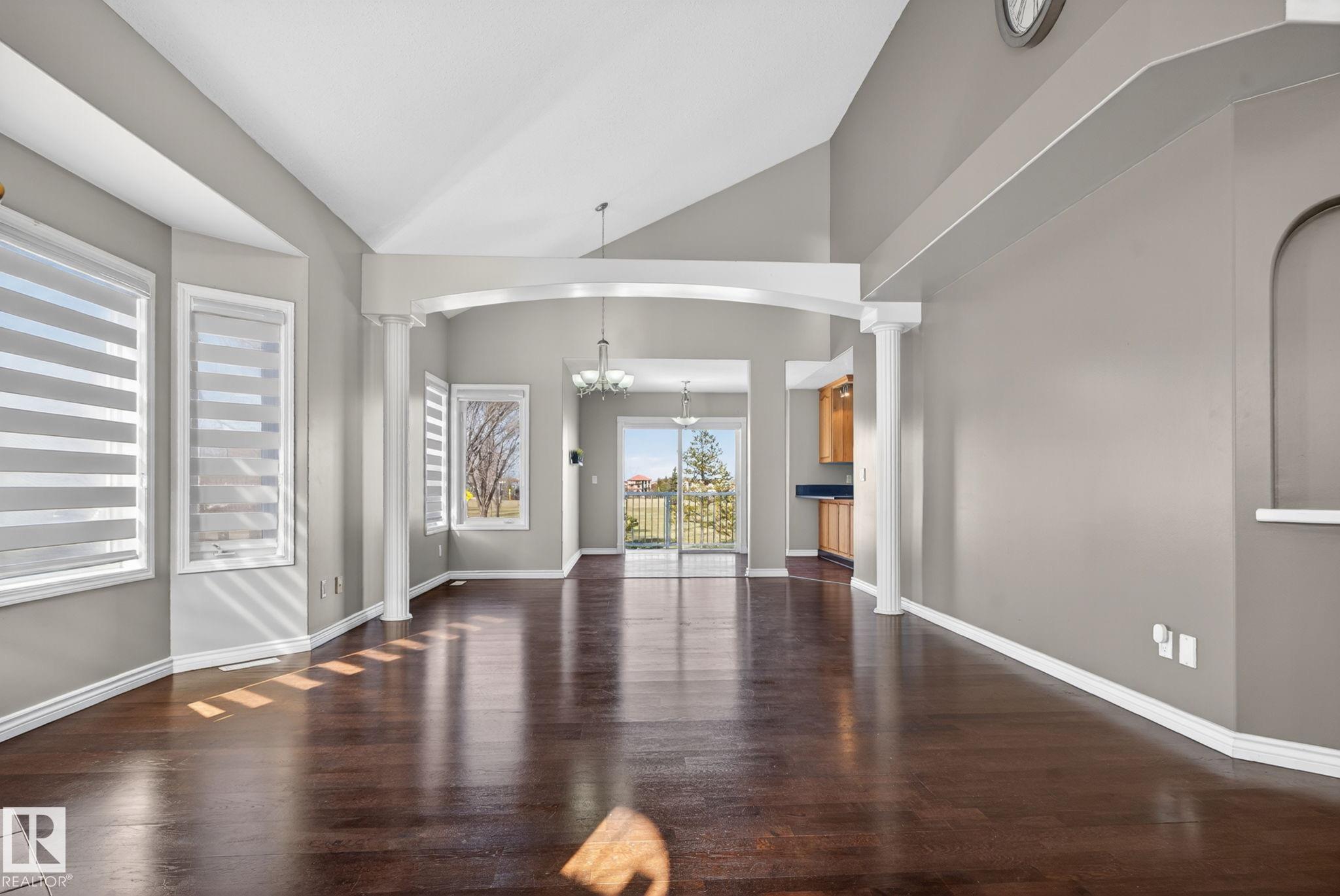https://zimg.paragon.ice.com/ParagonImages/Property/PM/RAE/225398294/4/0/0/e324686737b39952a1bd56a4cb73cbd7/1/f36d99b2f10a77b2c1966e5f8195df48/225398294-fef2ad2c-19d2-40a7-b04f-56aca37406f4.JPG