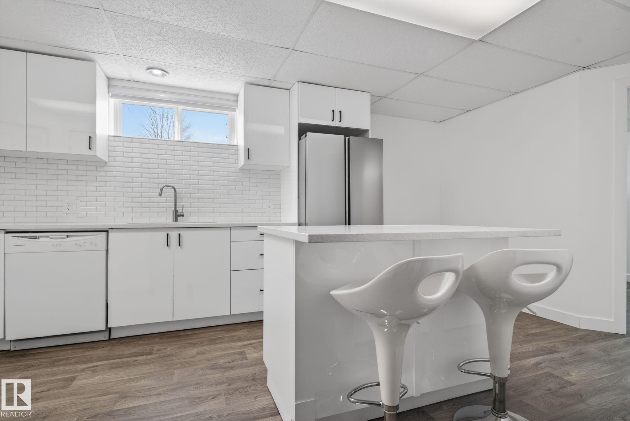 https://zimg.paragon.ice.com/ParagonImages/Property/PM/RAE/225398294/46/0/0/b1caa4a03d1053fc197a6972f42b22a5/1/f36d99b2f10a77b2c1966e5f8195df48/225398294-67665e4d-28ce-4eee-82af-69299f223cf2.JPG