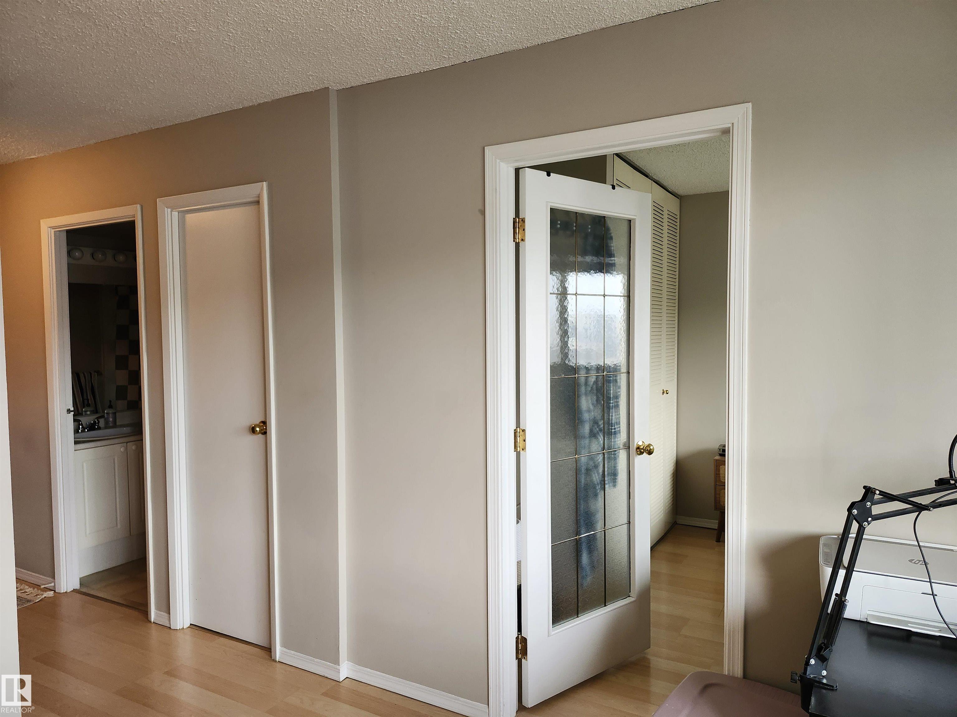 https://zimg.paragon.ice.com/ParagonImages/Property/PM/RAE/225398295/15/0/0/5bdf21f20acca1473b18809fe65ccd9a/1/f650e7ab8b0c006a7f5e2681cd0370b6/225398295-48adff92-6627-4566-b12c-fb8096d77f2f.JPG