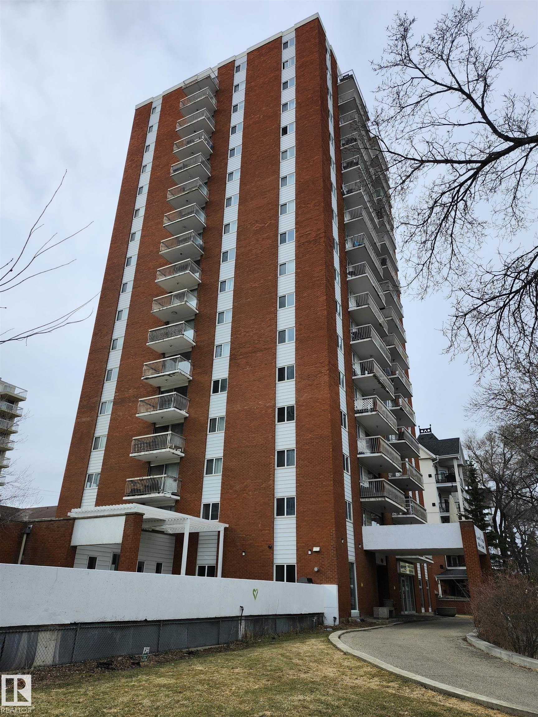 https://zimg.paragon.ice.com/ParagonImages/Property/PM/RAE/225398295/27/0/0/bc6a6131311df3b110d44885f8375464/1/f650e7ab8b0c006a7f5e2681cd0370b6/225398295-c03b582a-2f92-475d-818b-f0220e5ff9a6.JPG