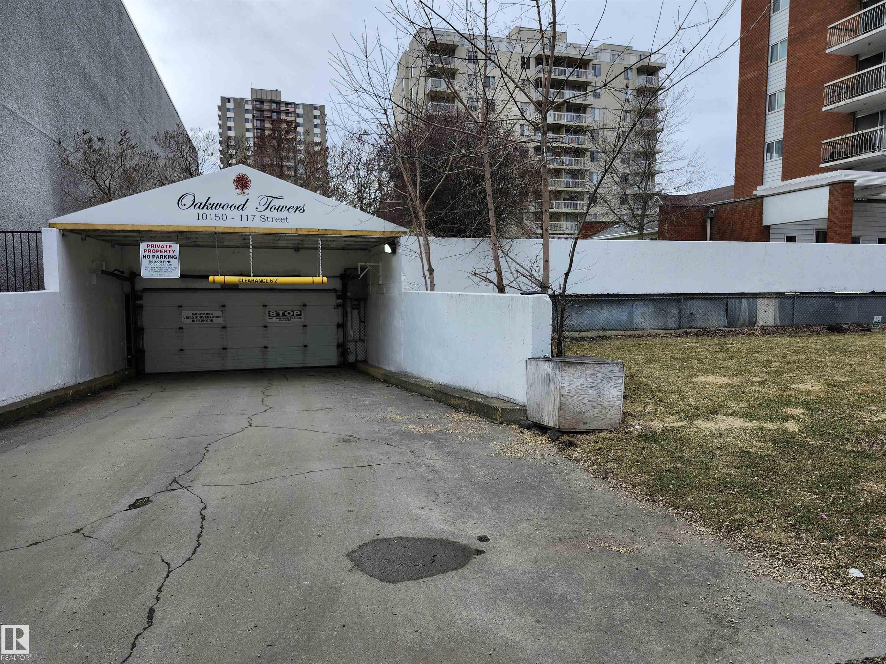 https://zimg.paragon.ice.com/ParagonImages/Property/PM/RAE/225398295/29/0/0/8b4590bd387118eea4daced76613ea78/1/f650e7ab8b0c006a7f5e2681cd0370b6/225398295-9f6037d3-43d1-4ea0-954b-7768d47eb0b6.JPG