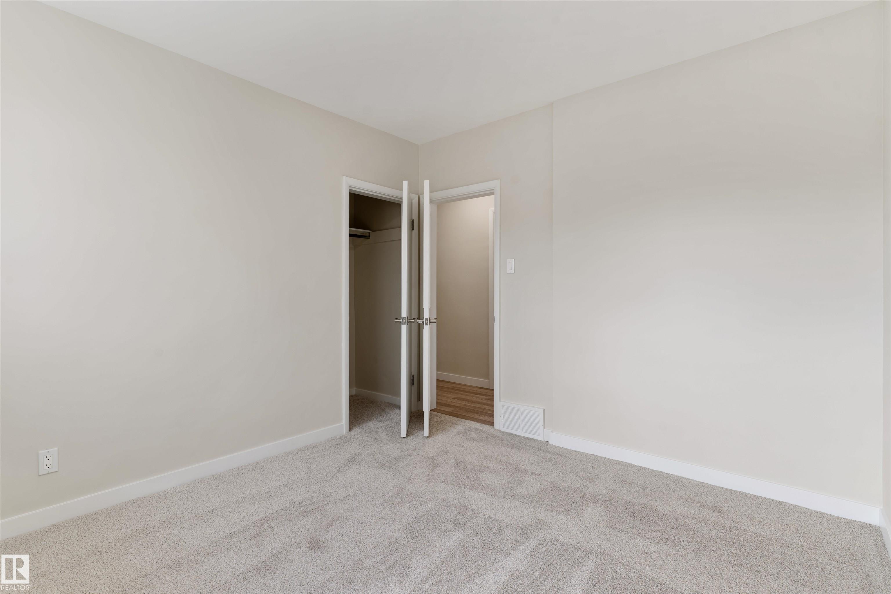 Photo 14 at 12411 90 Street NW, Delton, Edmonton