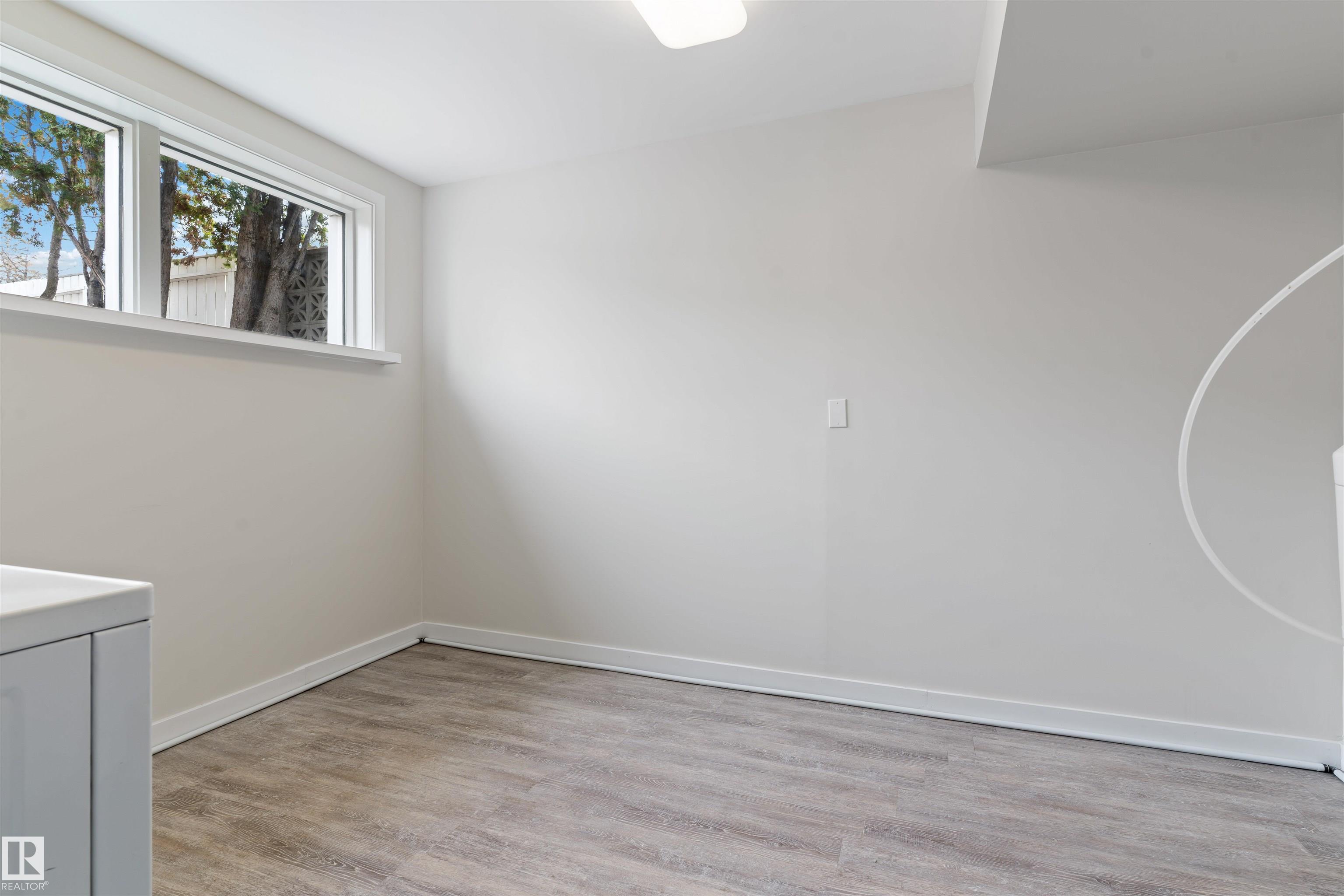 Photo 18 at 12411 90 Street NW, Delton, Edmonton