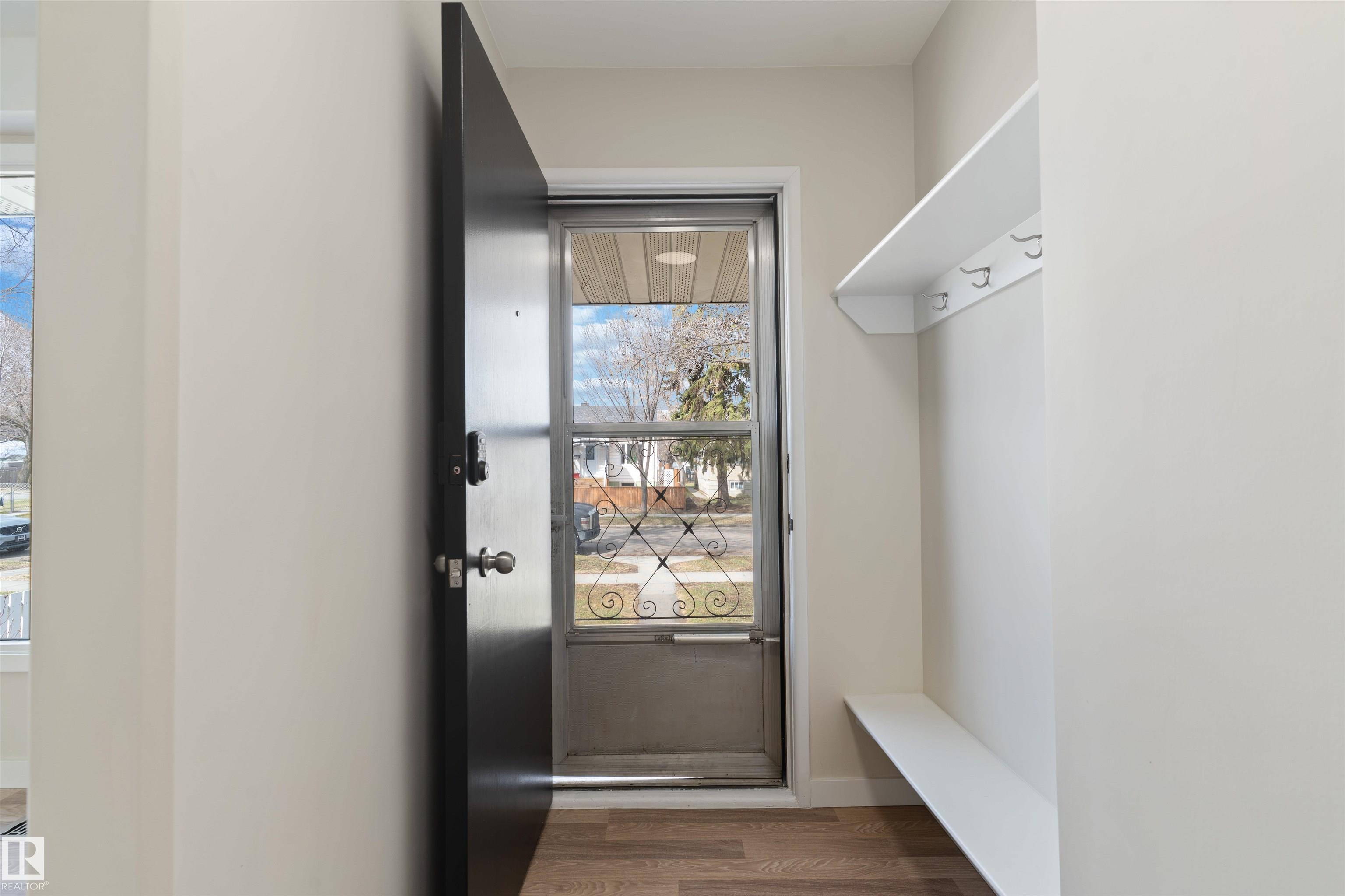 Photo 3 at 12411 90 Street NW, Delton, Edmonton