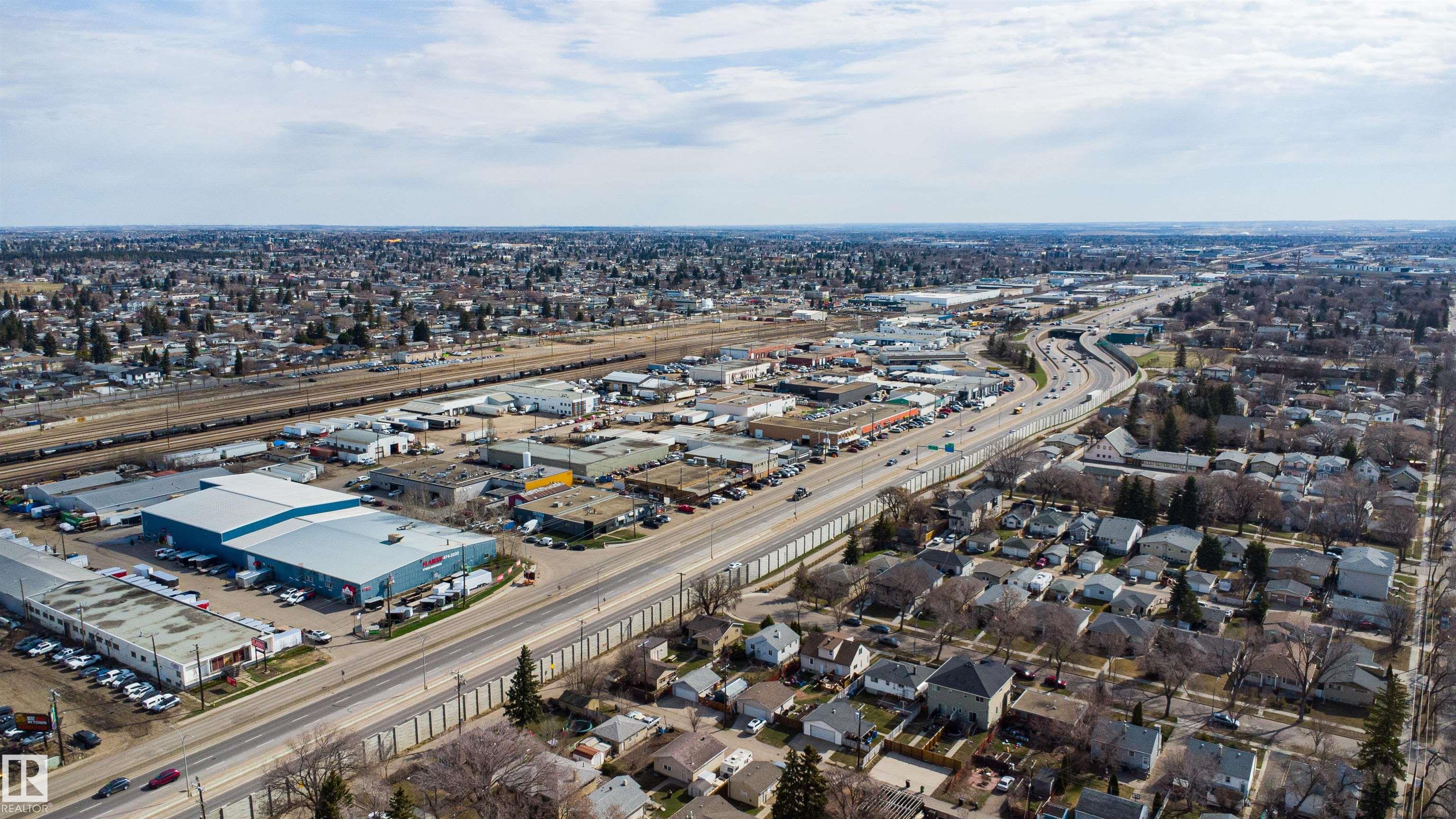 Photo 37 at 12411 90 Street NW, Delton, Edmonton