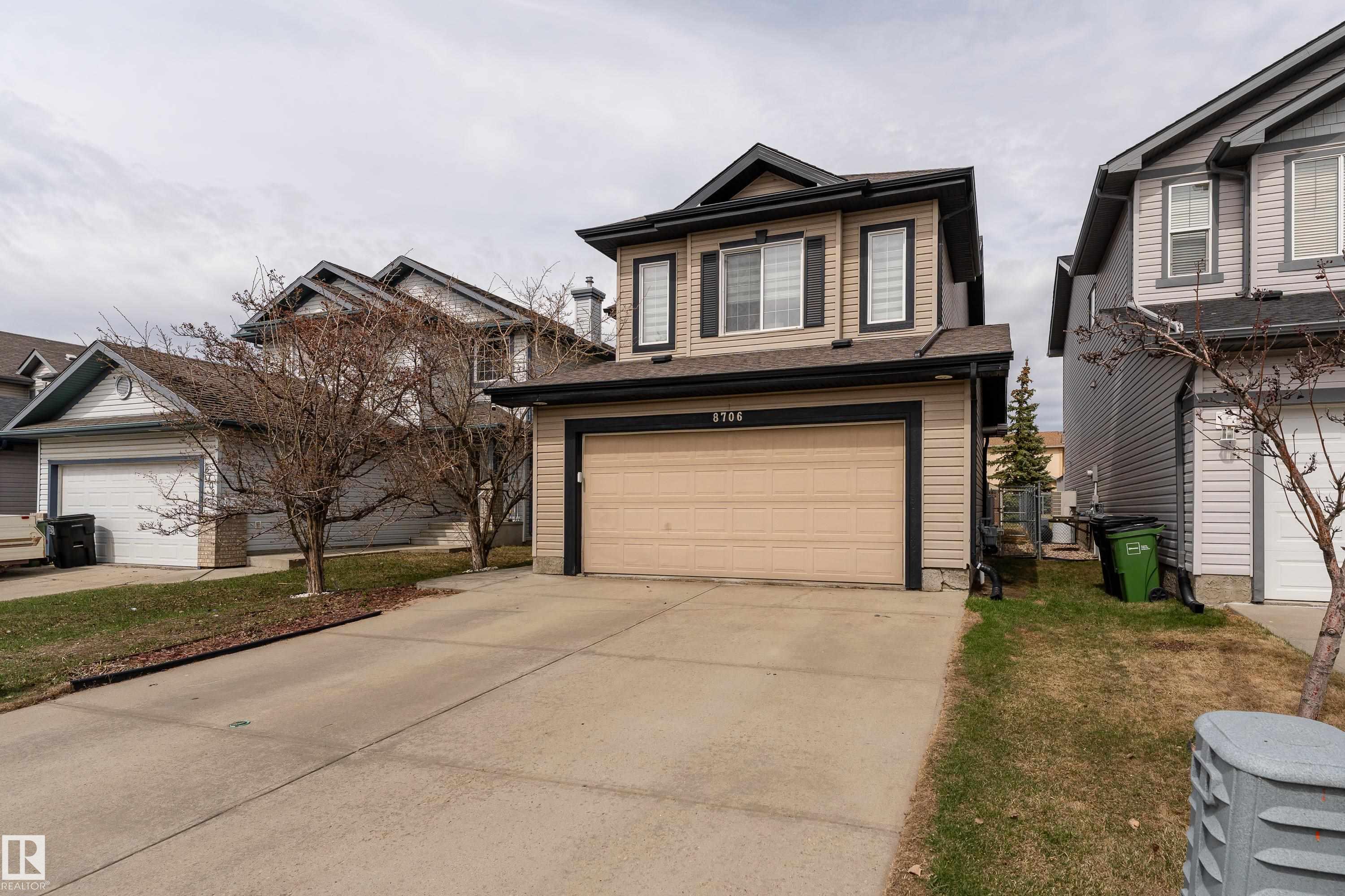 Photo 3 at 8706 175 Avenue NW, Klarvatten, Edmonton
