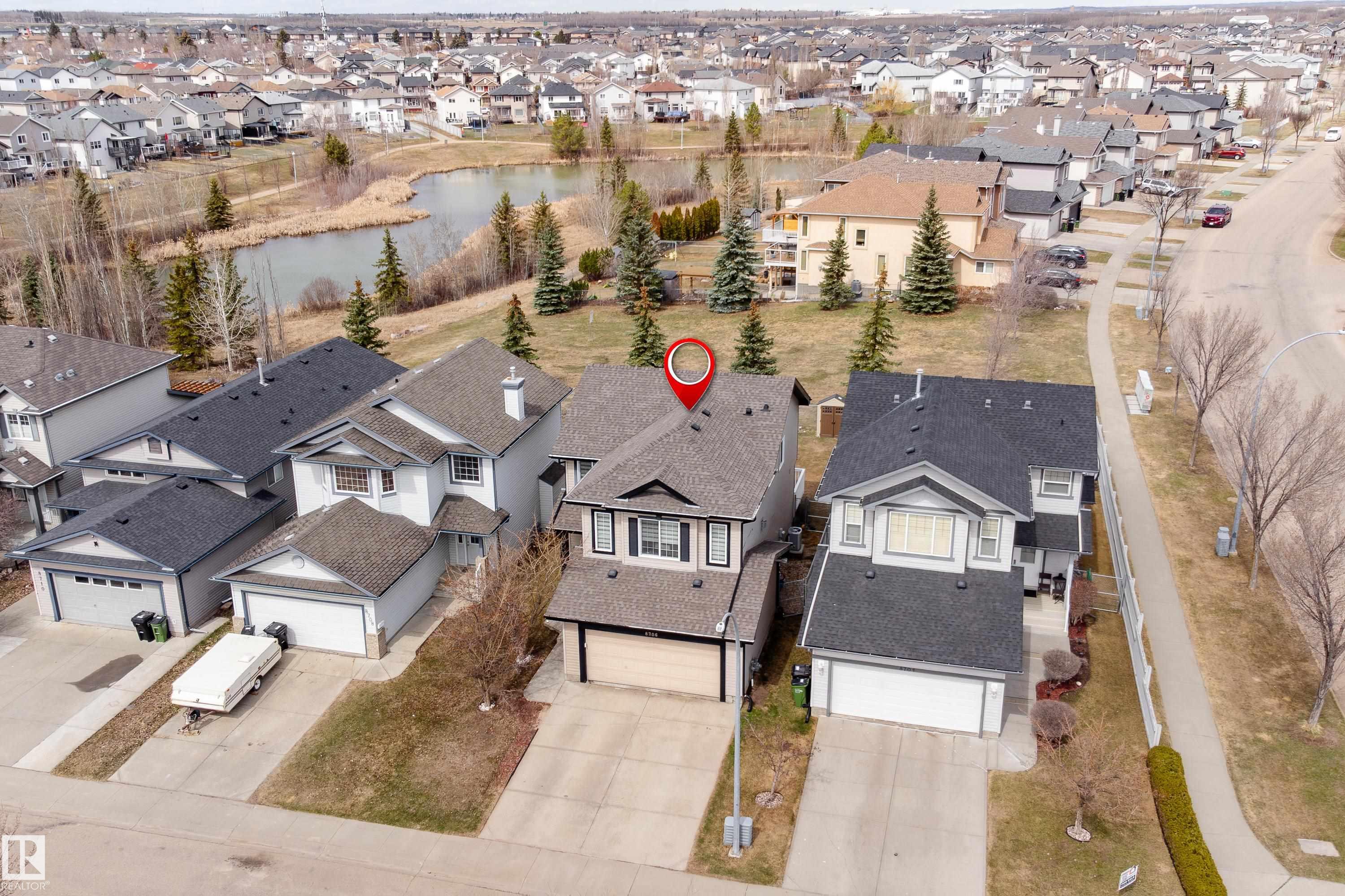 Photo 4 at 8706 175 Avenue NW, Klarvatten, Edmonton