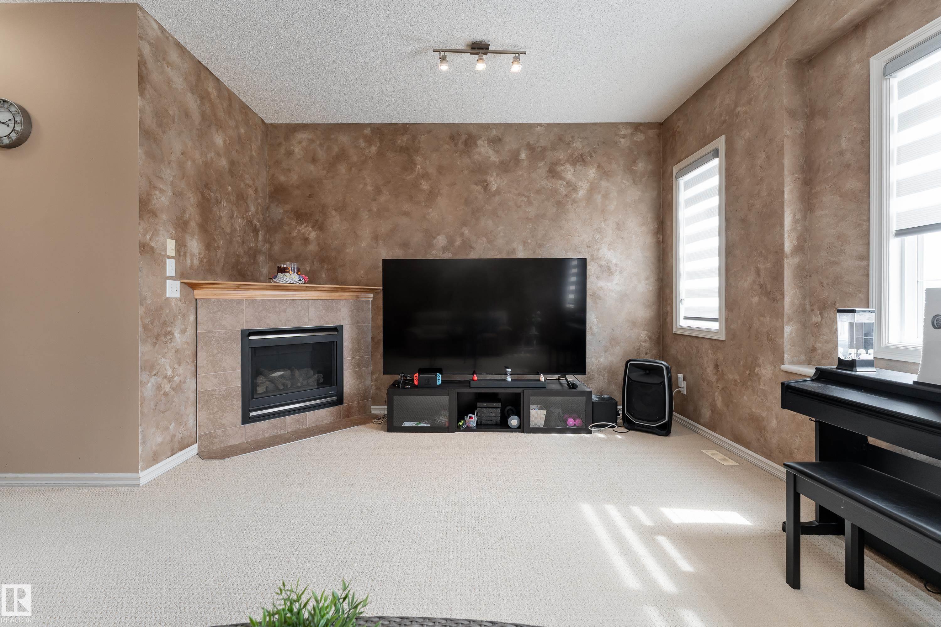 Photo 31 at 8706 175 Avenue NW, Klarvatten, Edmonton