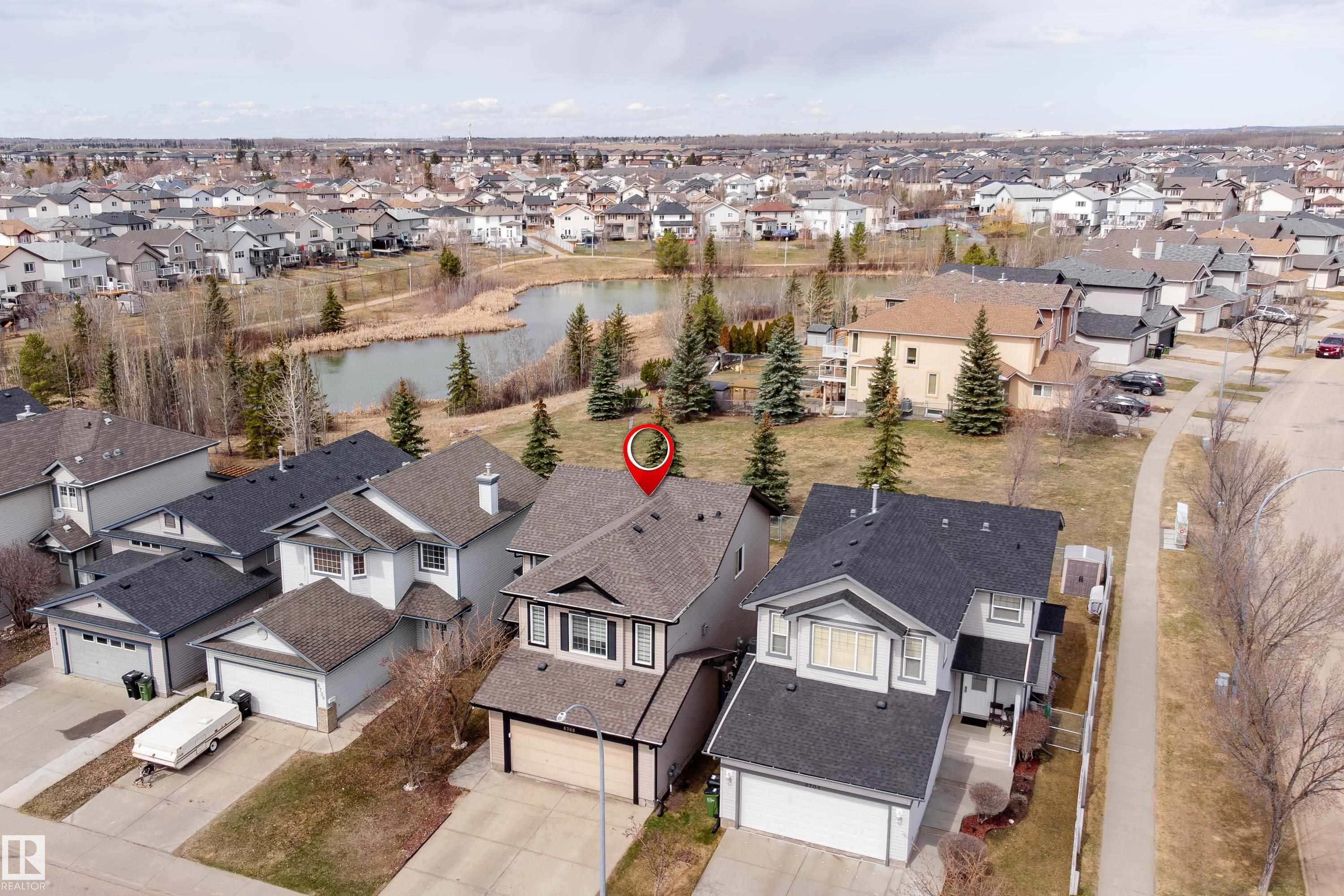 Photo 5 at 8706 175 Avenue NW, Klarvatten, Edmonton