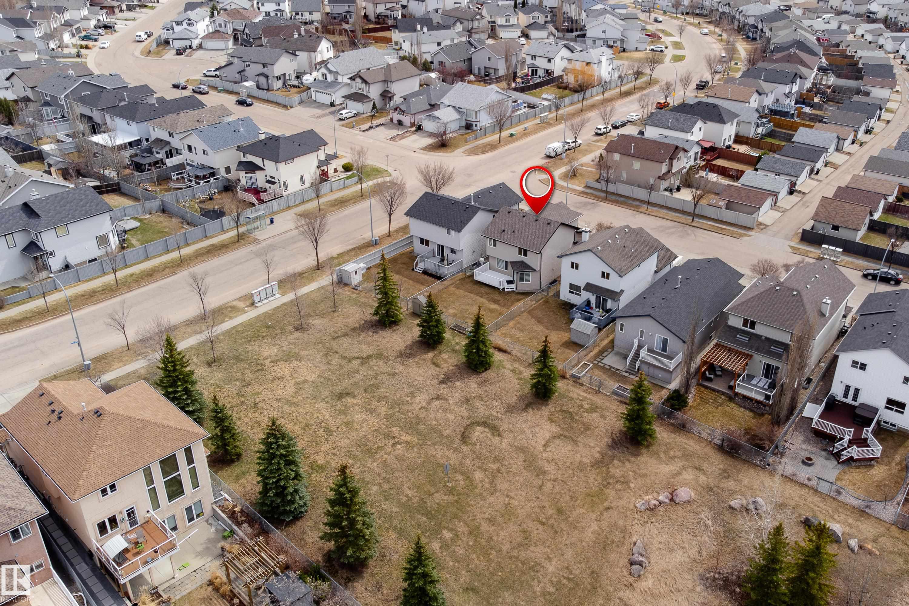 Photo 9 at 8706 175 Avenue NW, Klarvatten, Edmonton