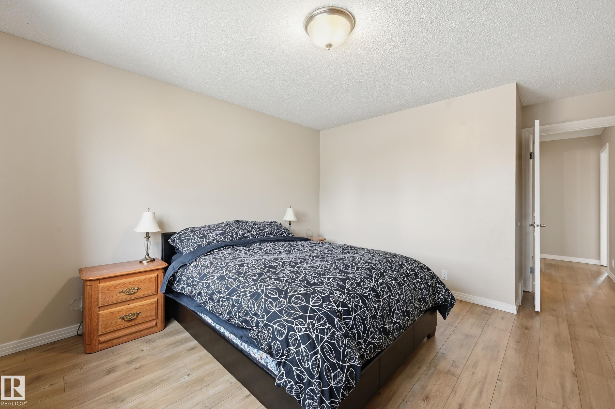 https://zimg.paragon.ice.com/ParagonImages/Property/PM/RAE/225398308/17/0/0/aaaba2d89a0b408e1808c49064e47014/1/f0b8484077368edbc89969676f260d6b/225398308-14341f0d-a9a7-401a-b285-636dad6eb3e4.JPG