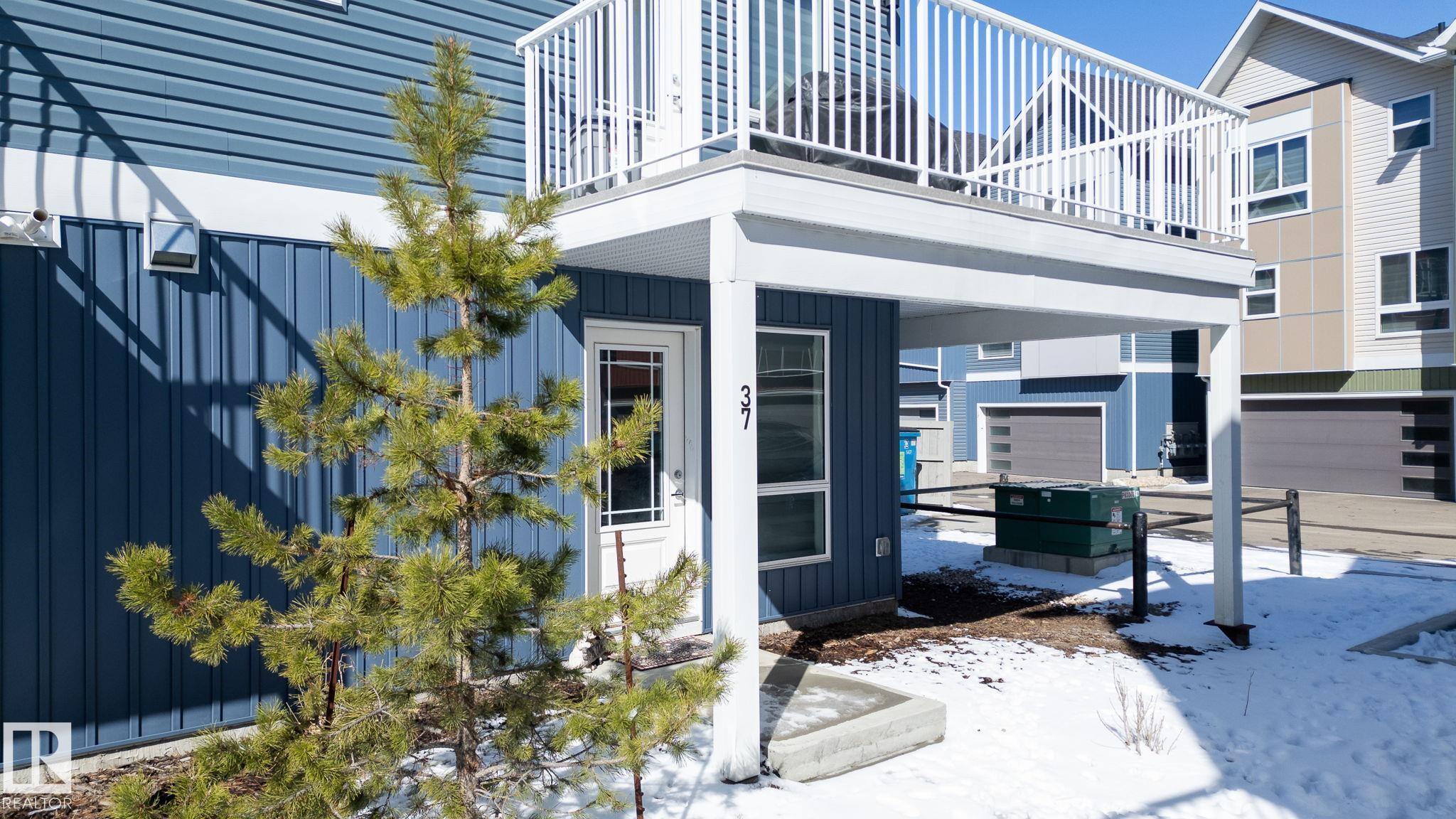 Photo 2 at 37 - 979 Crystallina Nera Way NW, Crystallina Nera West, Edmonton