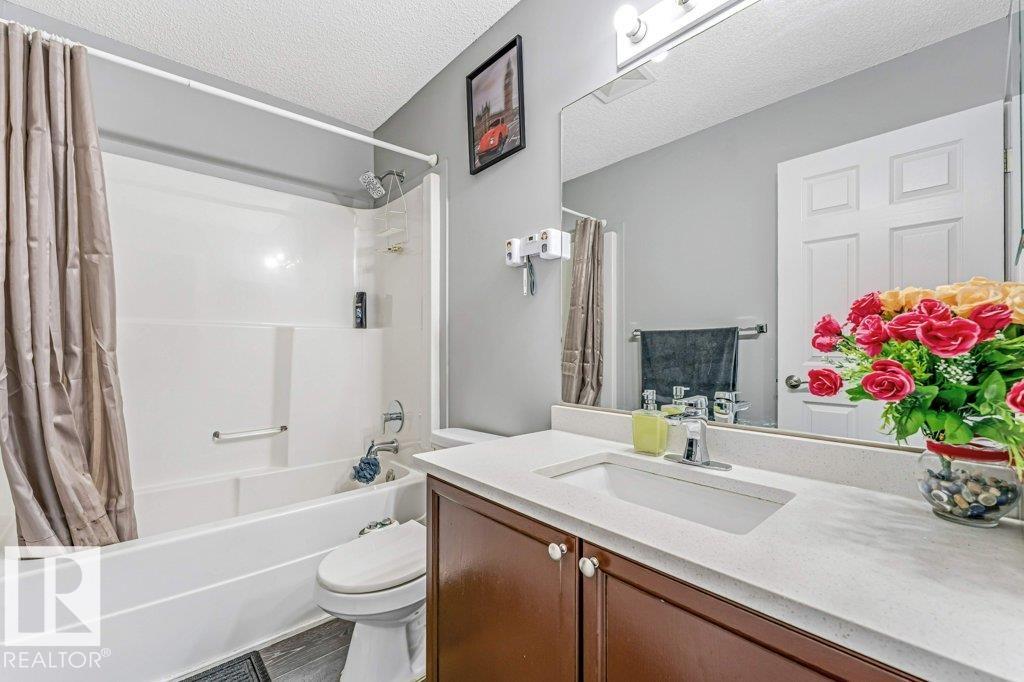 Photo 14 at 2317 27 Avenue NW, Silver Berry, Edmonton