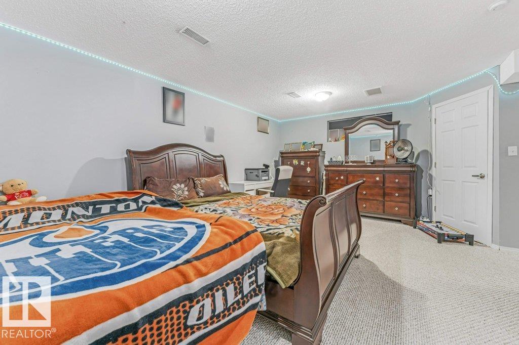 Photo 16 at 2317 27 Avenue NW, Silver Berry, Edmonton