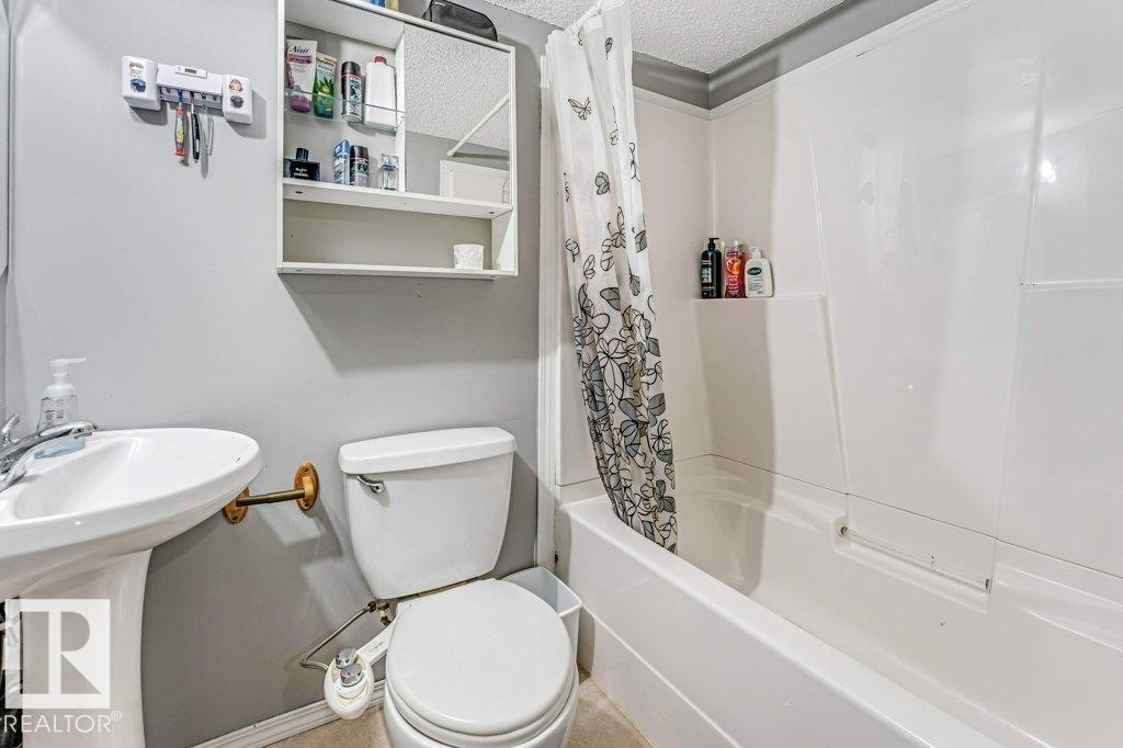 Photo 18 at 2317 27 Avenue NW, Silver Berry, Edmonton