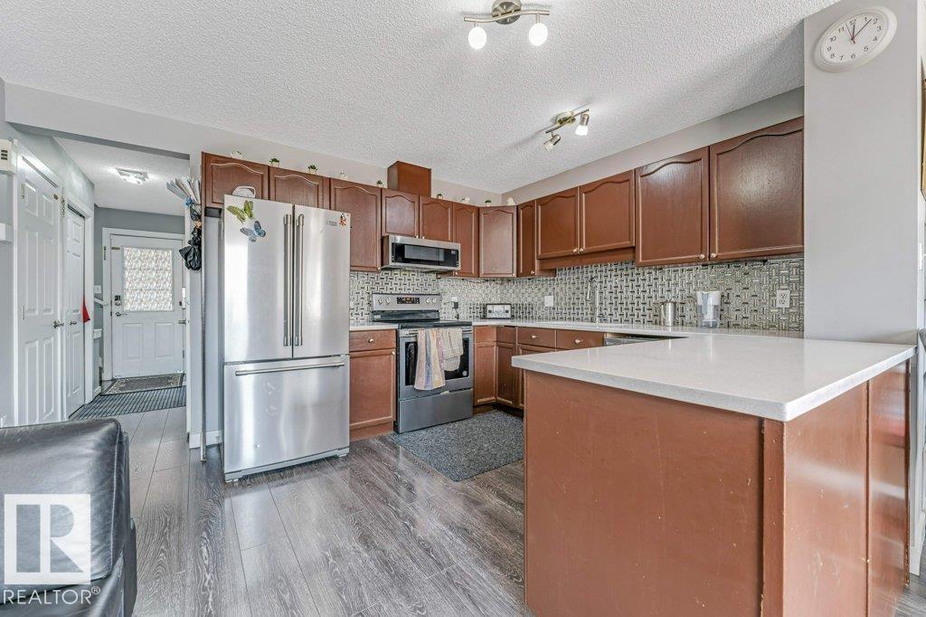 Photo 5 at 2317 27 Avenue NW, Silver Berry, Edmonton