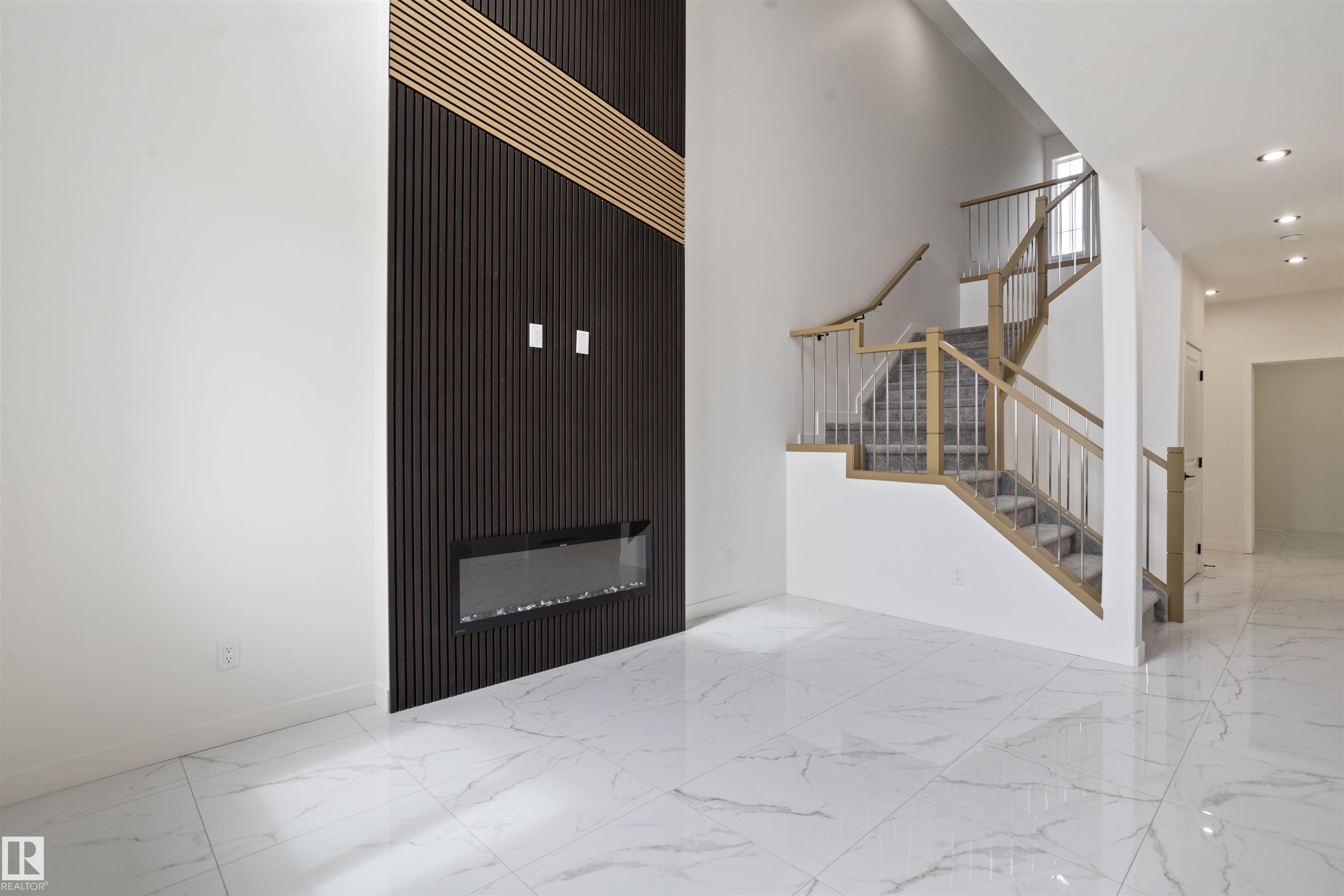 https://zimg.paragon.ice.com/ParagonImages/Property/PM/RAE/225398329/12/0/0/dc6f2cfc20898c944a5052056b303222/1/ed25caf833f5da93676b9fe7b96afc94/225398329-be413564-d078-41c5-b527-b0ee317b46e8.JPG