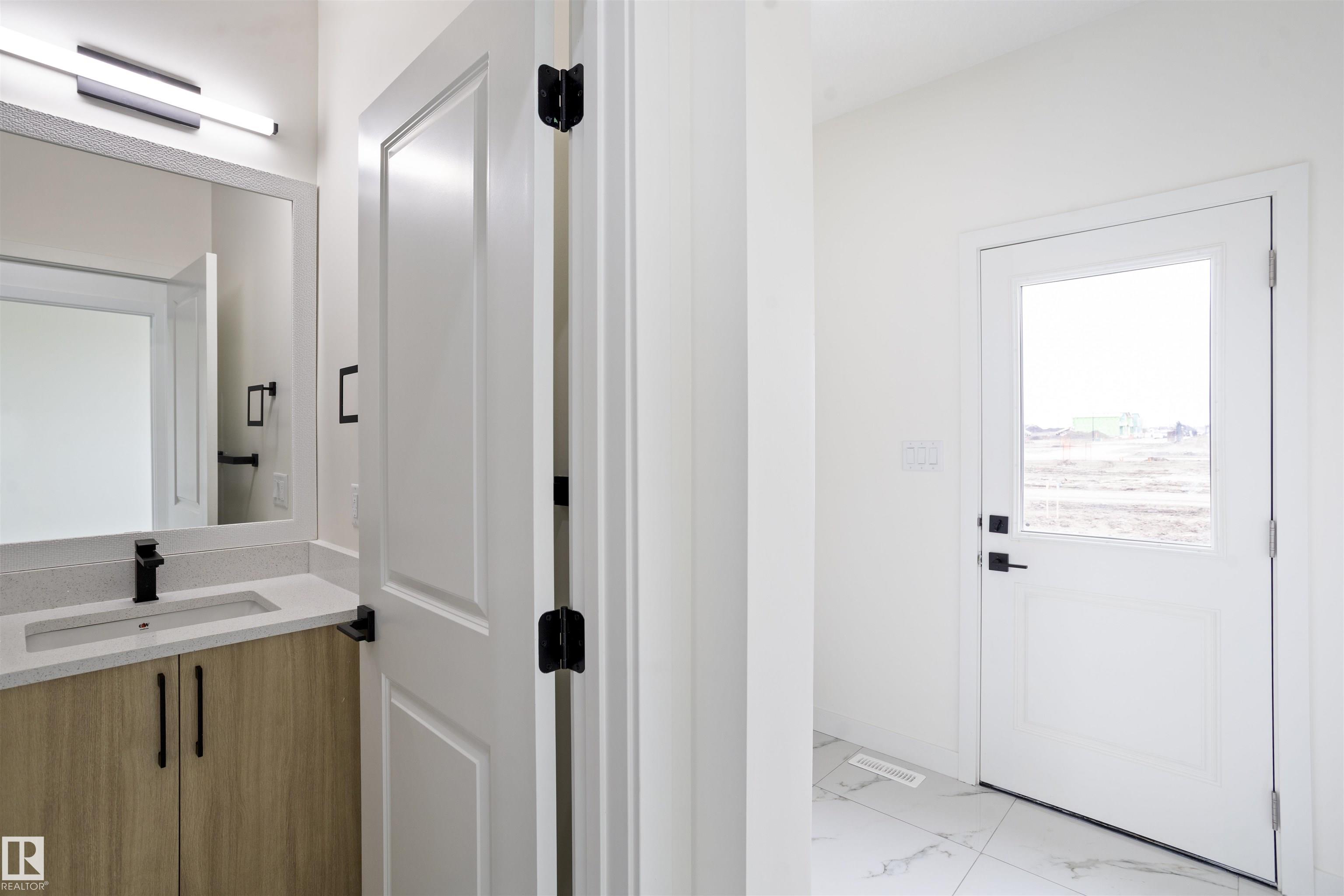 https://zimg.paragon.ice.com/ParagonImages/Property/PM/RAE/225398331/18/0/0/eb2bd30de36d75b042884087241a6979/1/d4be34fc4ad73c1e61e3d8dfcd605797/225398331-e68494e6-928c-4782-a26a-ed2e5dc78a32.JPG