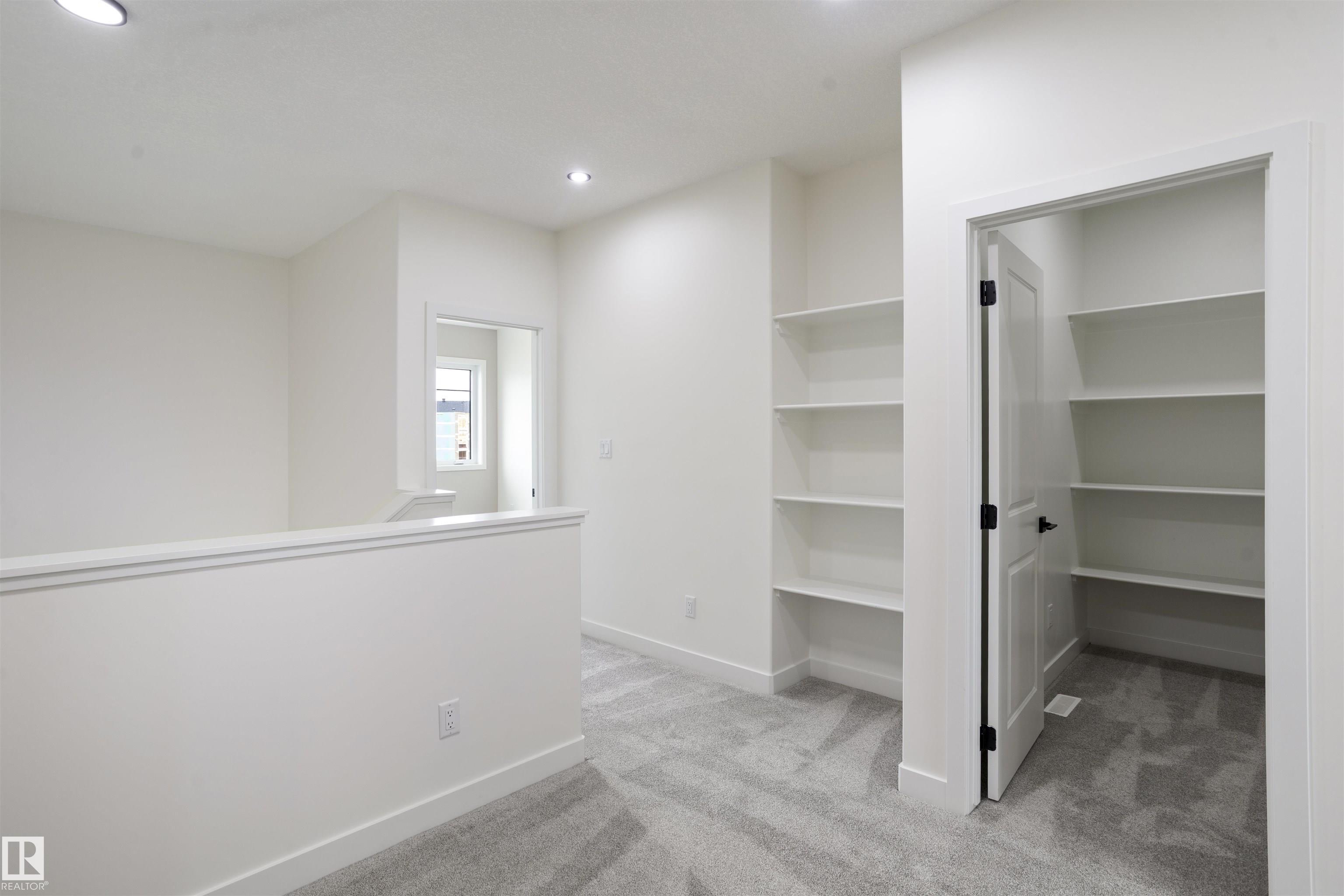 https://zimg.paragon.ice.com/ParagonImages/Property/PM/RAE/225398331/28/0/0/8ebe397018d832a1c3ad8d0da01b848e/1/d4be34fc4ad73c1e61e3d8dfcd605797/225398331-08516907-a450-40d9-a117-c421c1be90af.JPG
