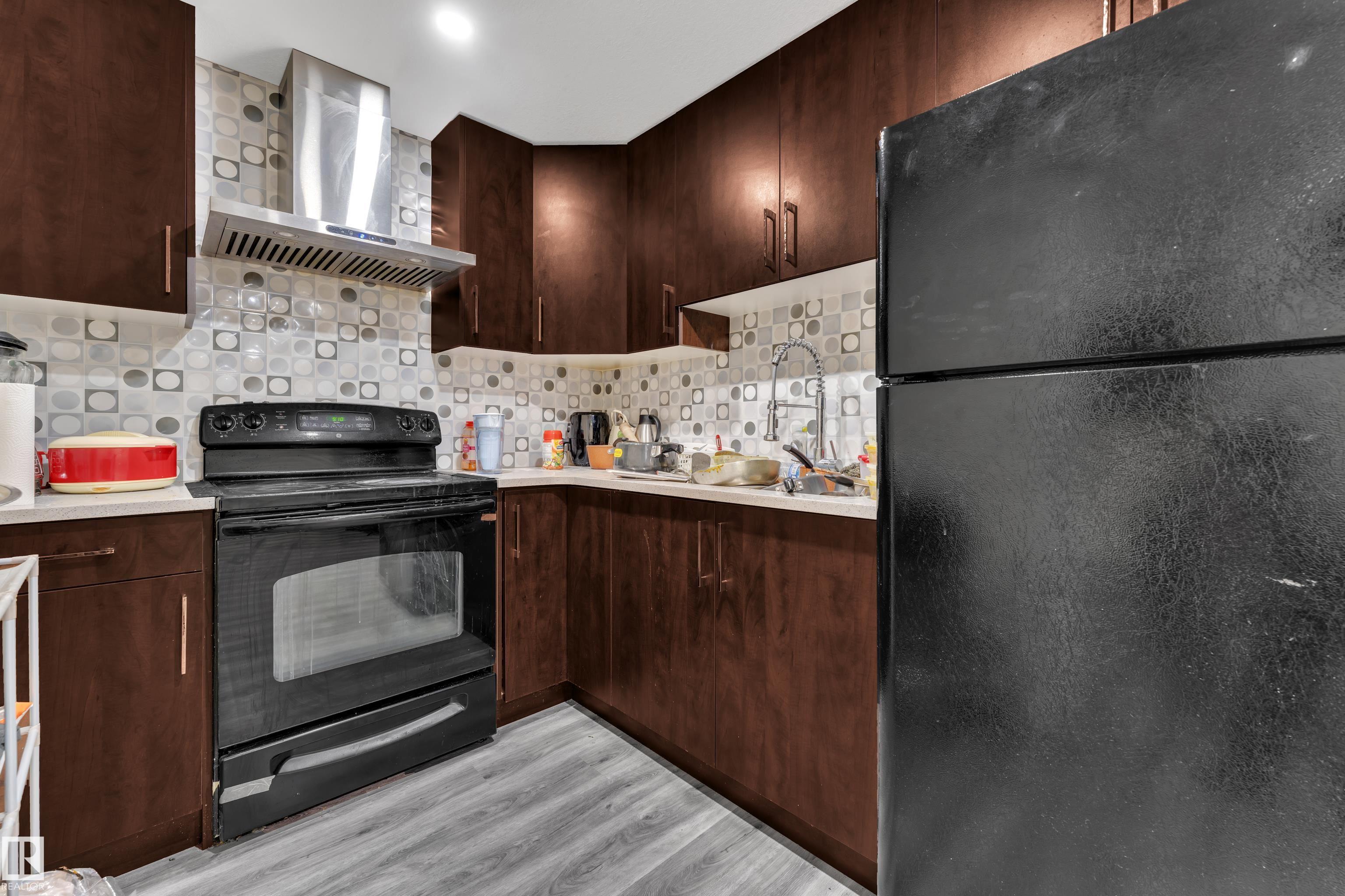 https://zimg.paragon.ice.com/ParagonImages/Property/PM/RAE/225398332/39/0/0/18e8a23f81f1ab0bc12669129583271e/1/9721f58f35395e9fd643d5d28673c232/225398332-f3966c1f-f548-43ee-94d5-321f5581f155.JPG