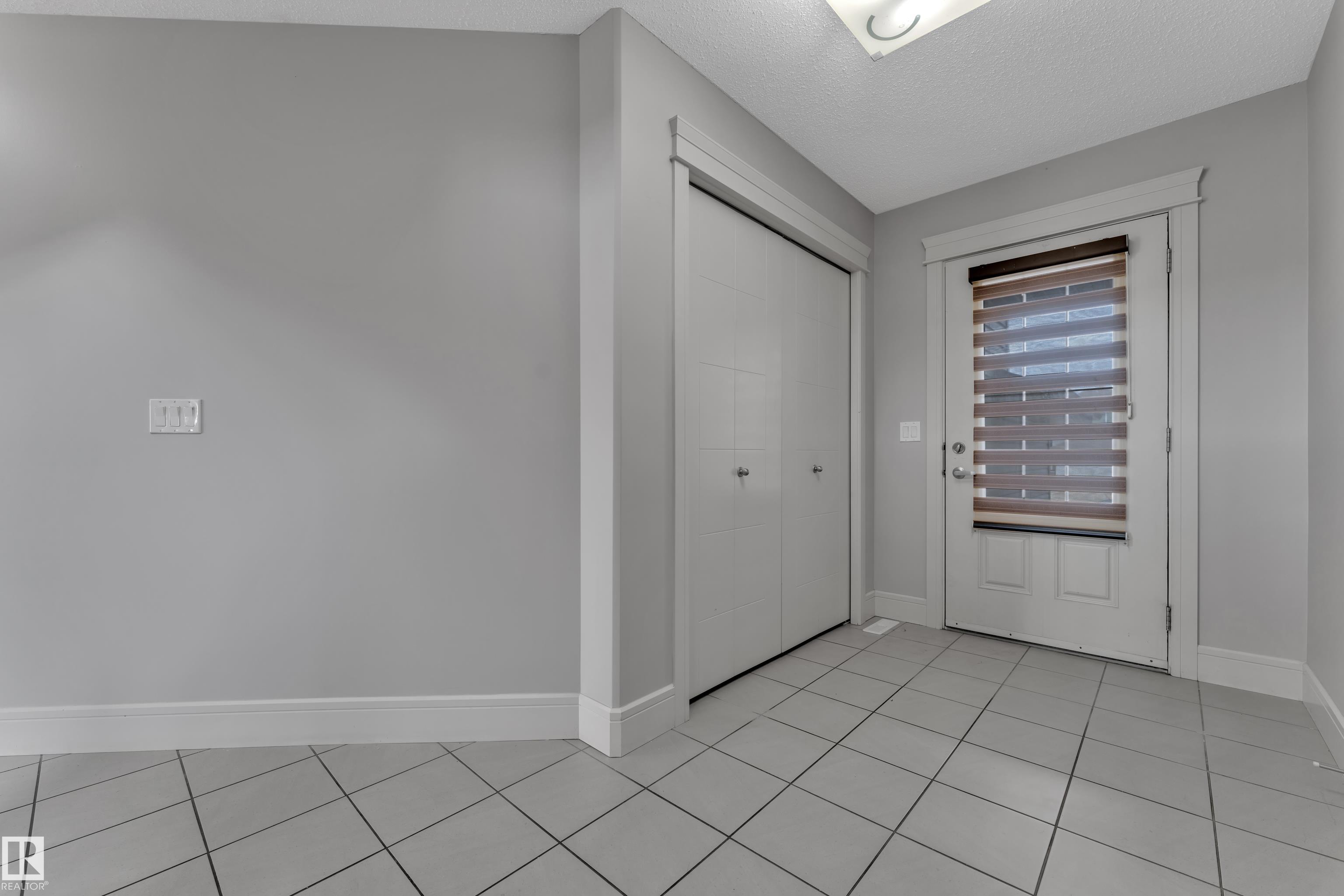 Picture for 3363 13 AV NW