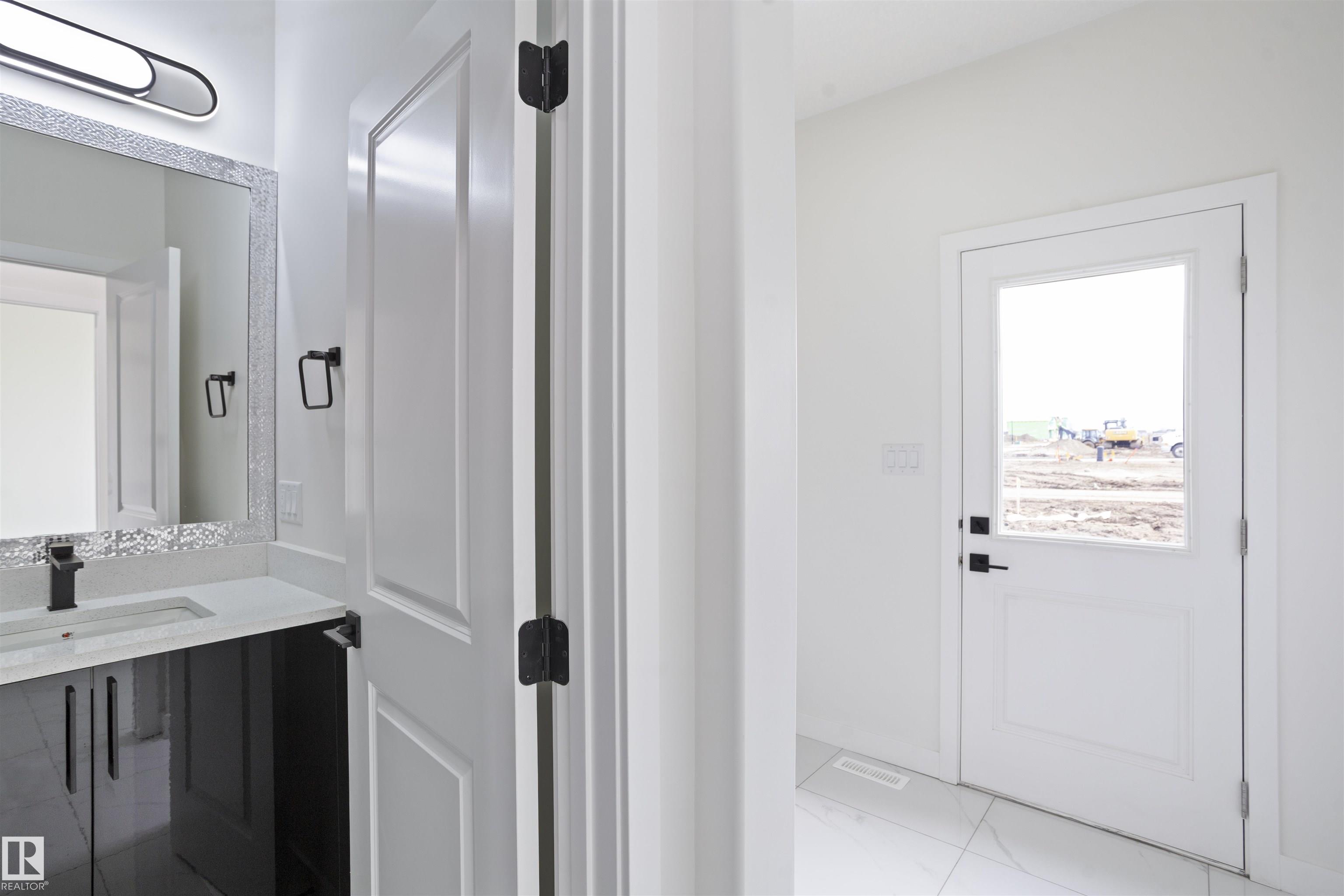 https://zimg.paragon.ice.com/ParagonImages/Property/PM/RAE/225398335/18/0/0/bbbd268f37fa66f32a437f59447d5fbd/1/f2bf2e5007a31aaba1d17b87b61c095b/225398335-bba49045-a27f-4f66-9a49-17a0764d2d1c.JPG