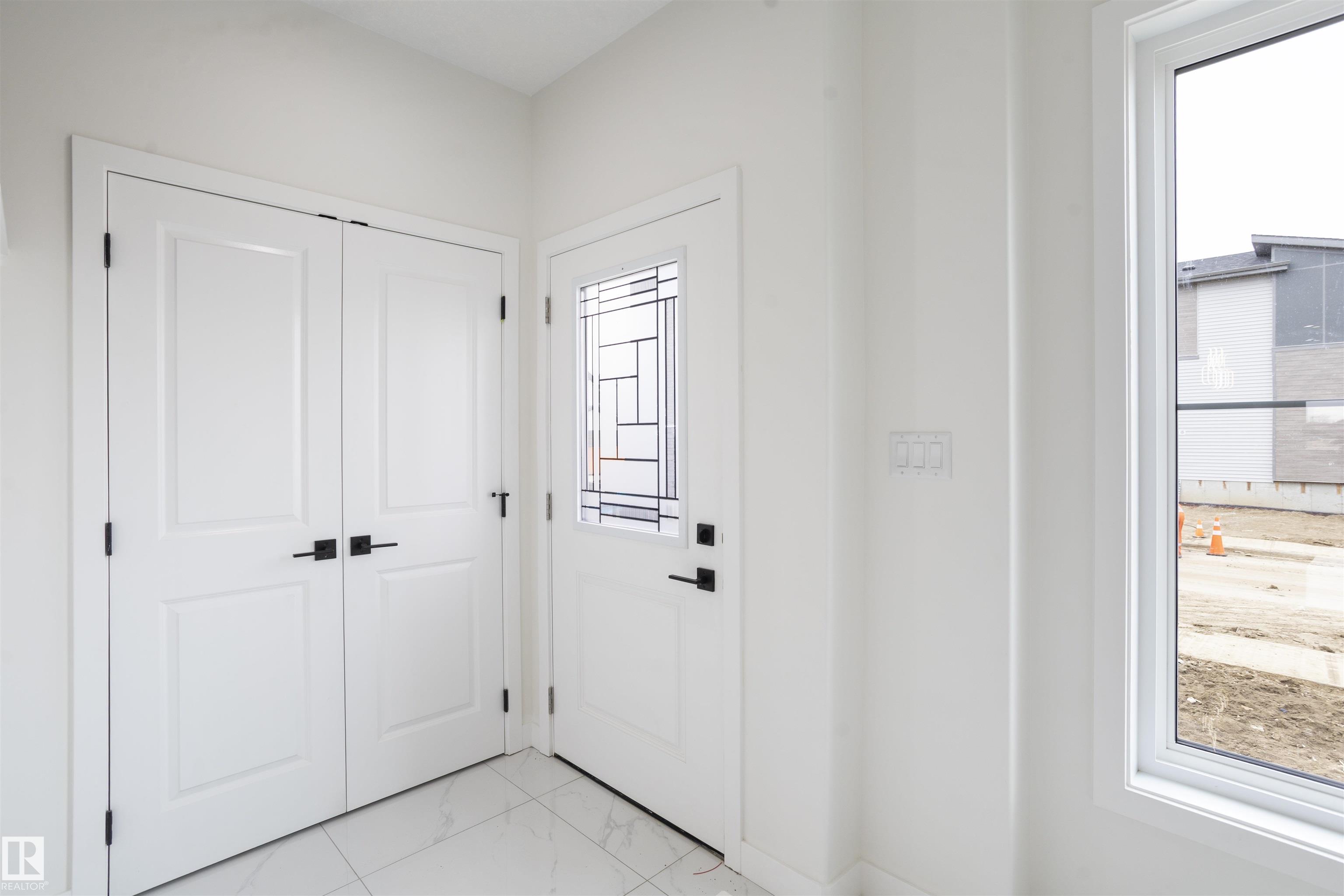Picture for 723 30 ST SW